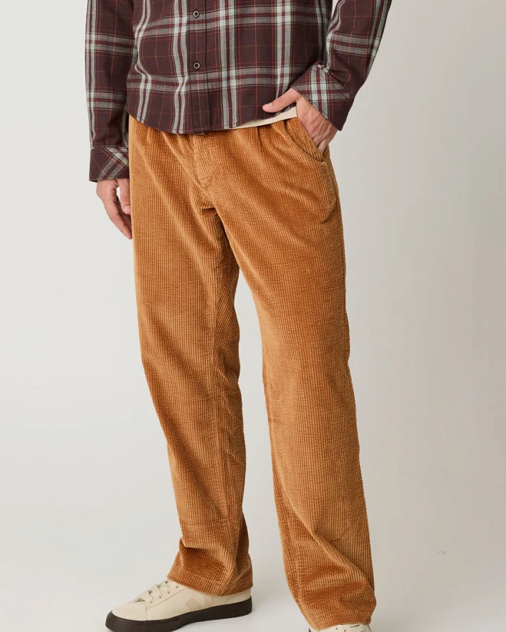 KnowledgeCotton Apparel Herren vegan Cordhose Fig Comfort Lion Braun