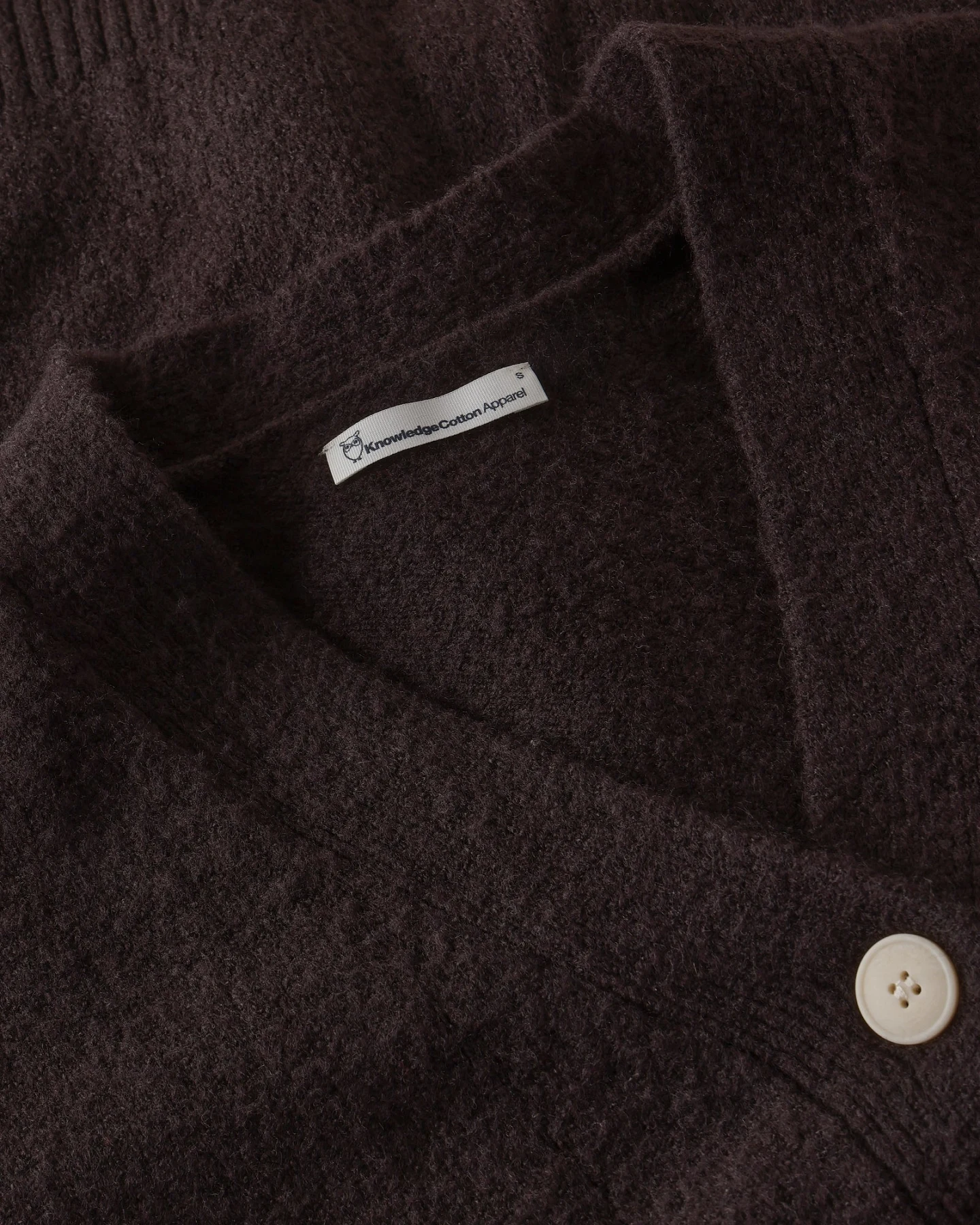 KnowledgeCotton Apparel Damen vegan Strickjacke Damen Soufflé Yarn In Der Farbe Chocolate Torte – Ansicht 2