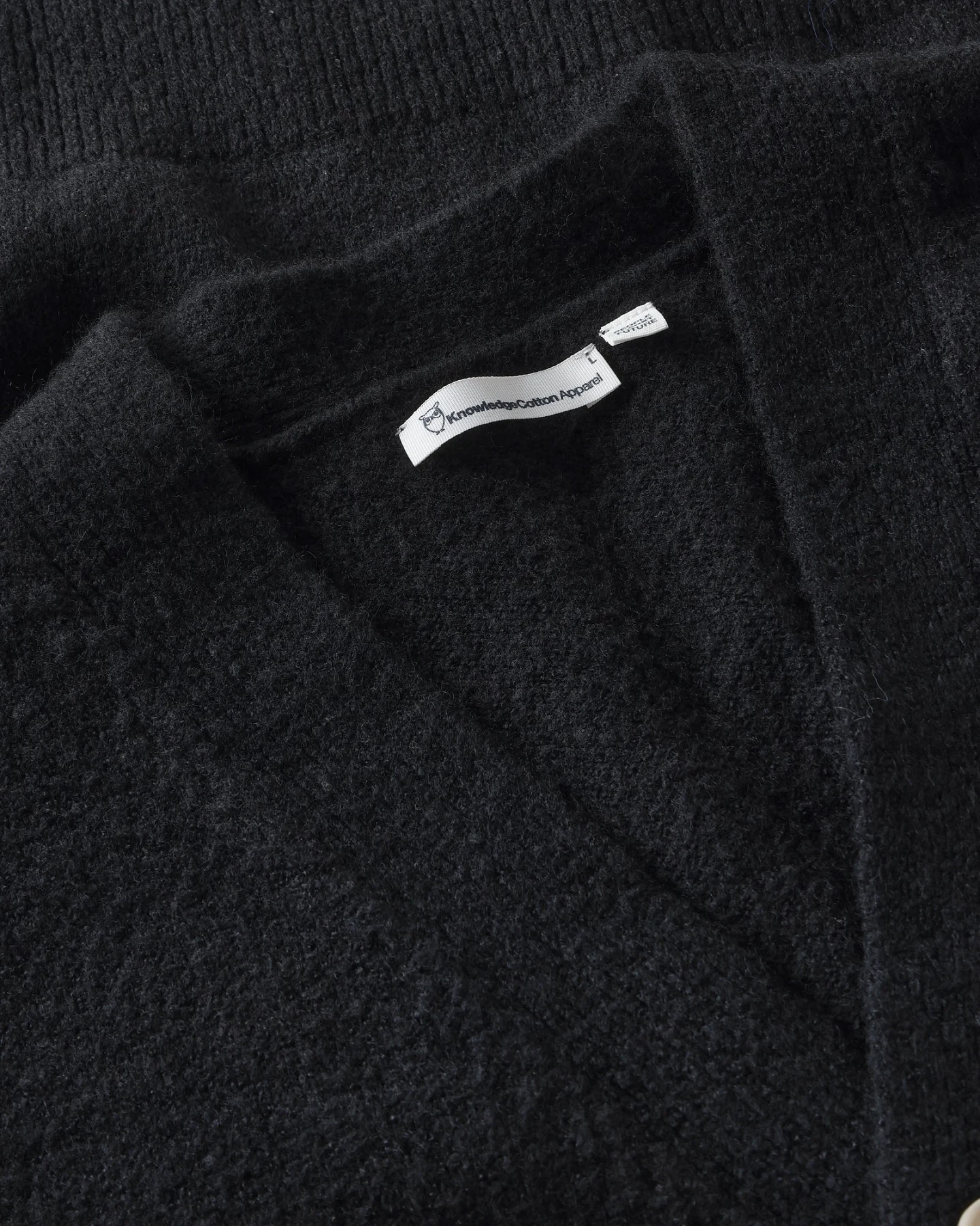KnowledgeCotton Apparel Herren vegan Strickjacke Herren Aus Soufflé Yarn In Schwarz Jet – Ansicht 2
