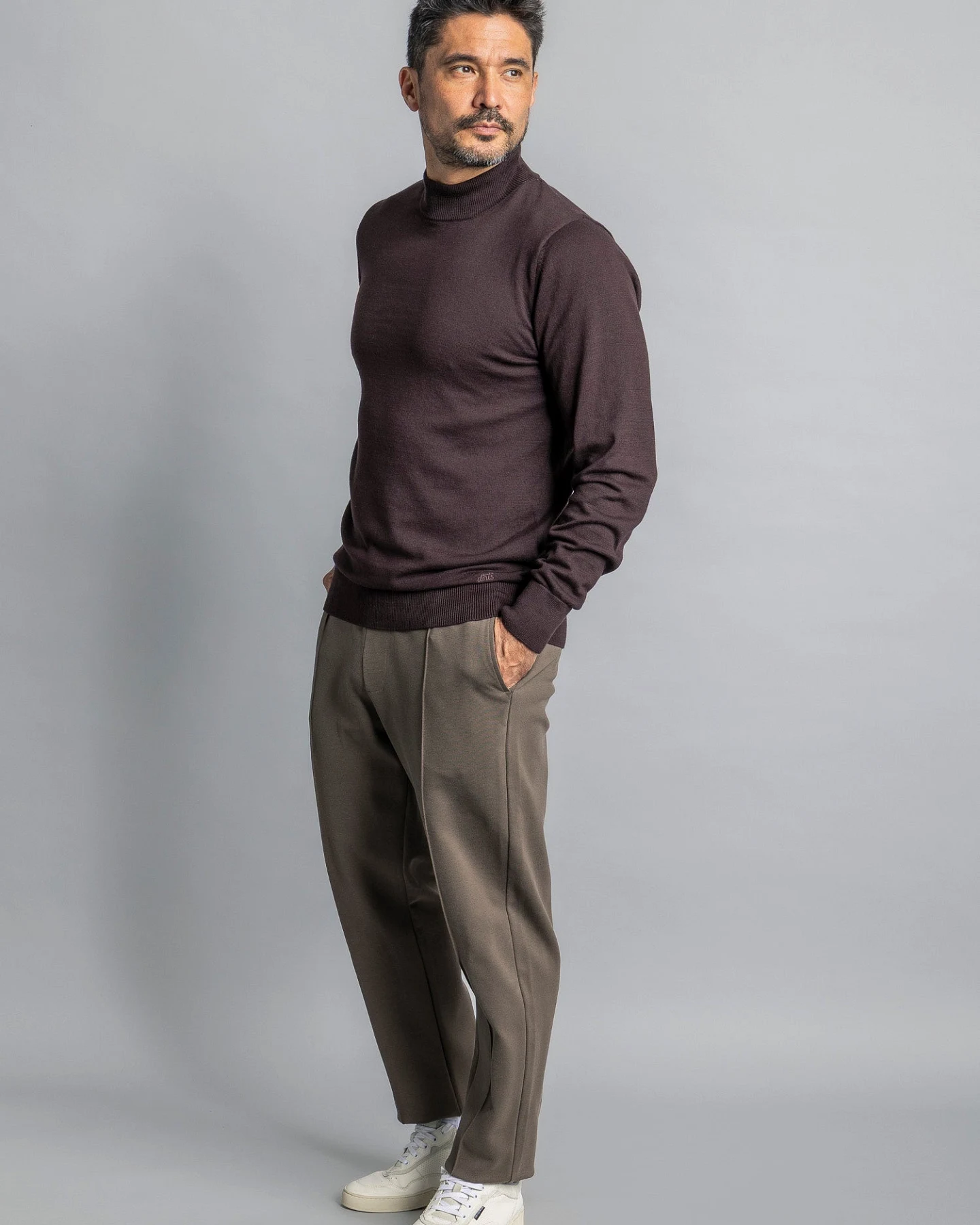 DIRTS Herren vegan Strickpullover Mit Stehkragen Espressobraun – Ansicht 2