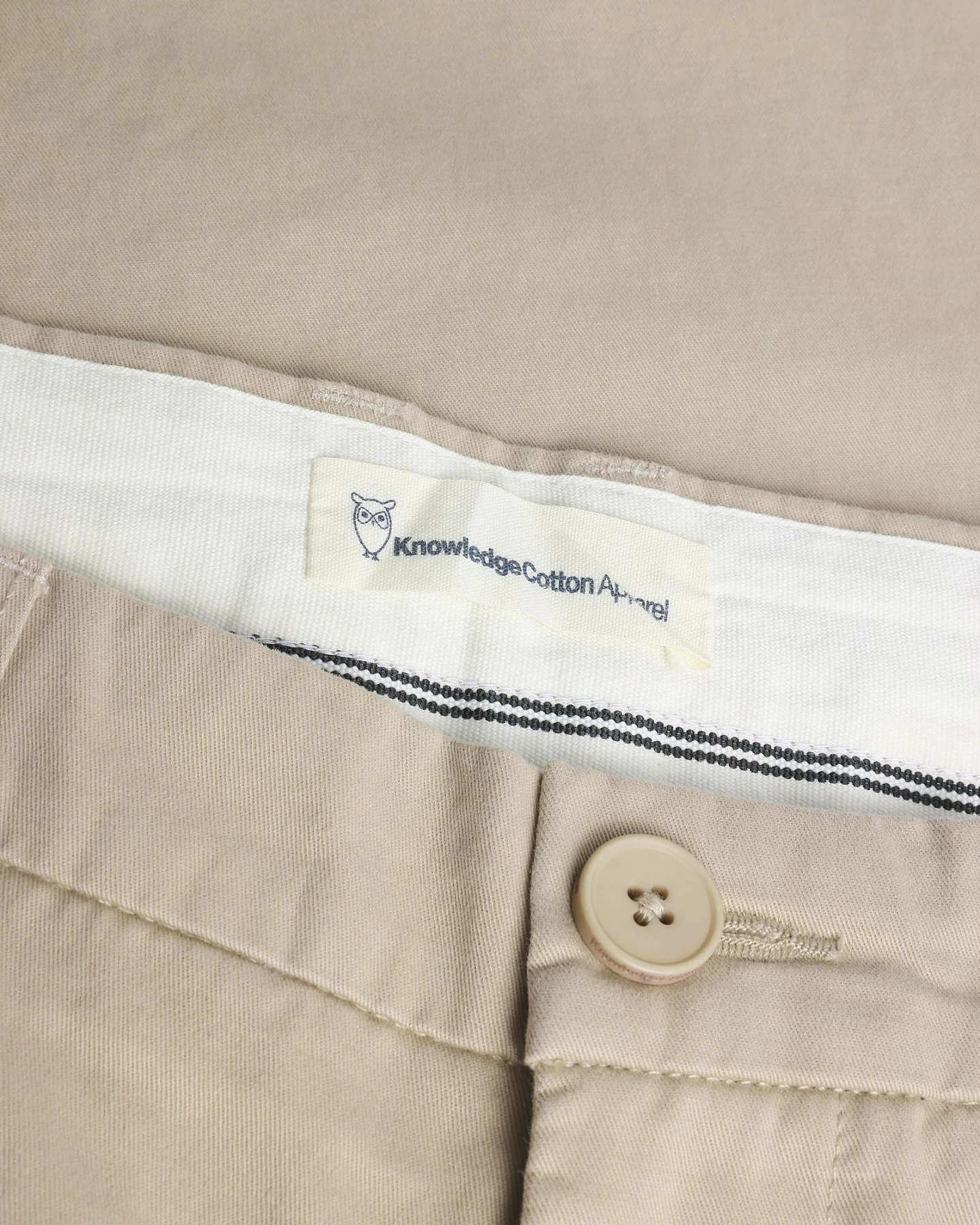 KnowledgeCotton Apparel Herren vegan Chinohose Chuck Regular Twill Hellgrau – Ansicht 2
