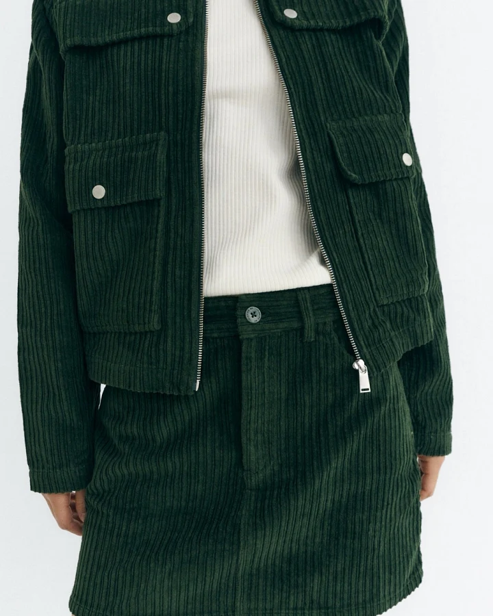 Thinking MU Damen vegan Minirock Cord Kimmy Grün