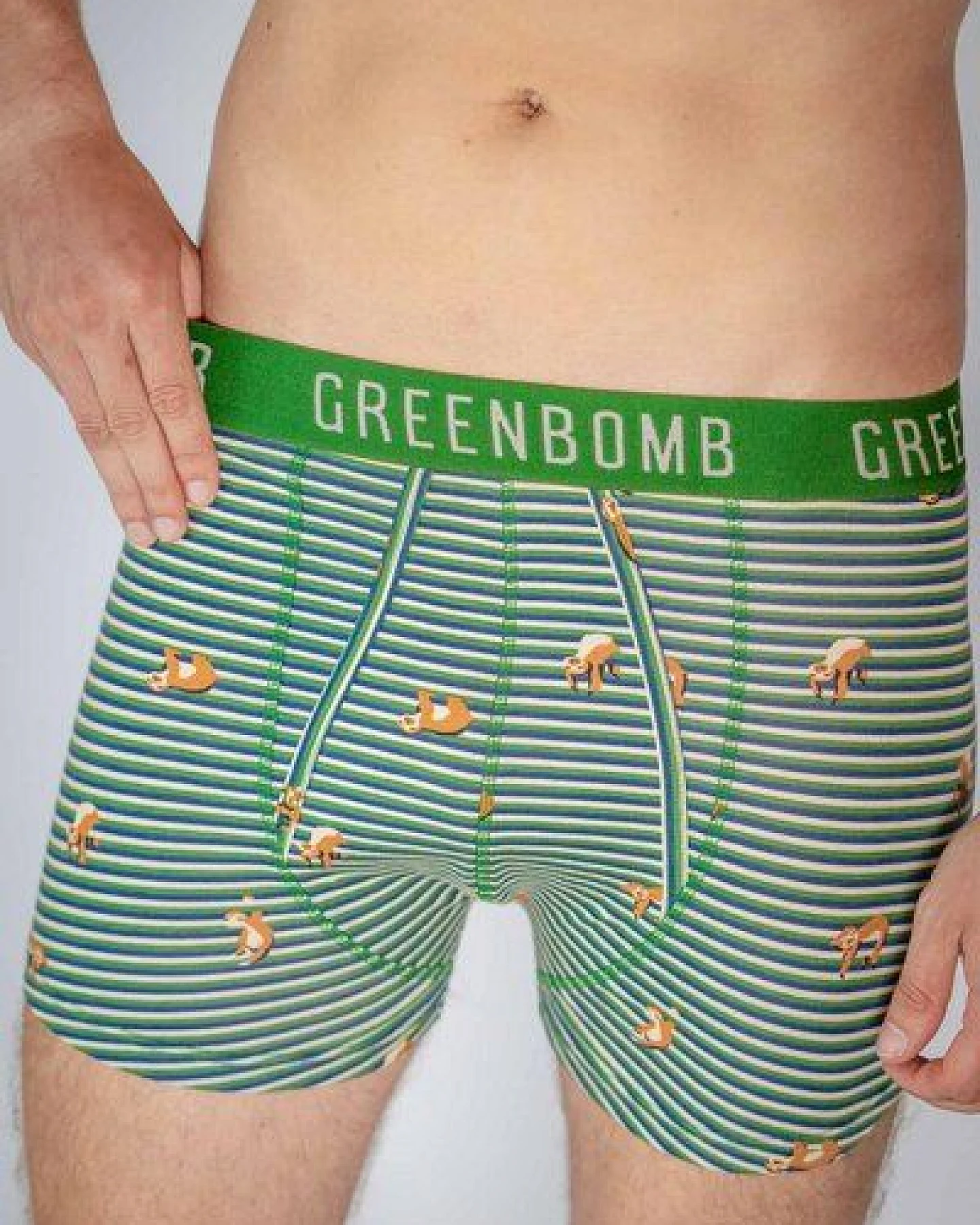 GREENBOMB Animal Sloth Trunk - Figurbetonte Trunk aus Bio-Baumwoll Mix / hochwertiger Print / GOTS / Fair & Vegan – Ansicht 2