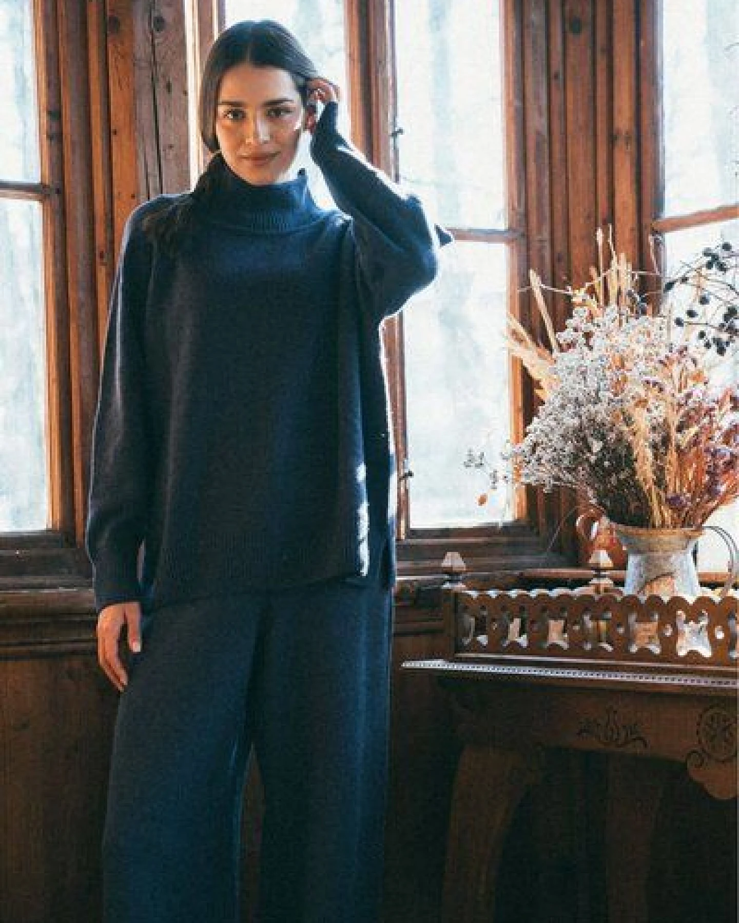 Kopyto IRBIS - Damen Rollkragenpullover Stickpullover 100% Merinowolle – Ansicht 3