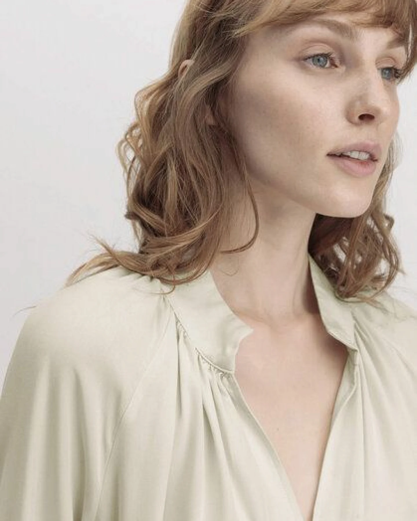 hessnatur Kleid Midi Oversized aus TENCEL Lyocell – Ansicht 2