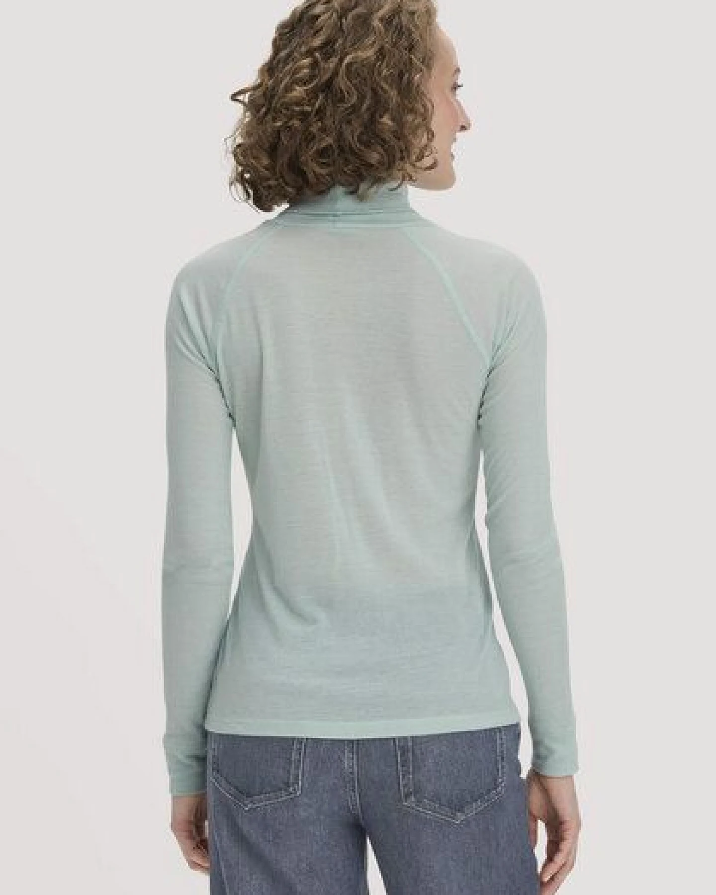 hessnatur Longsleeve Slim aus Bio-Merinowolle und TENCEL Lyocell – Ansicht 2
