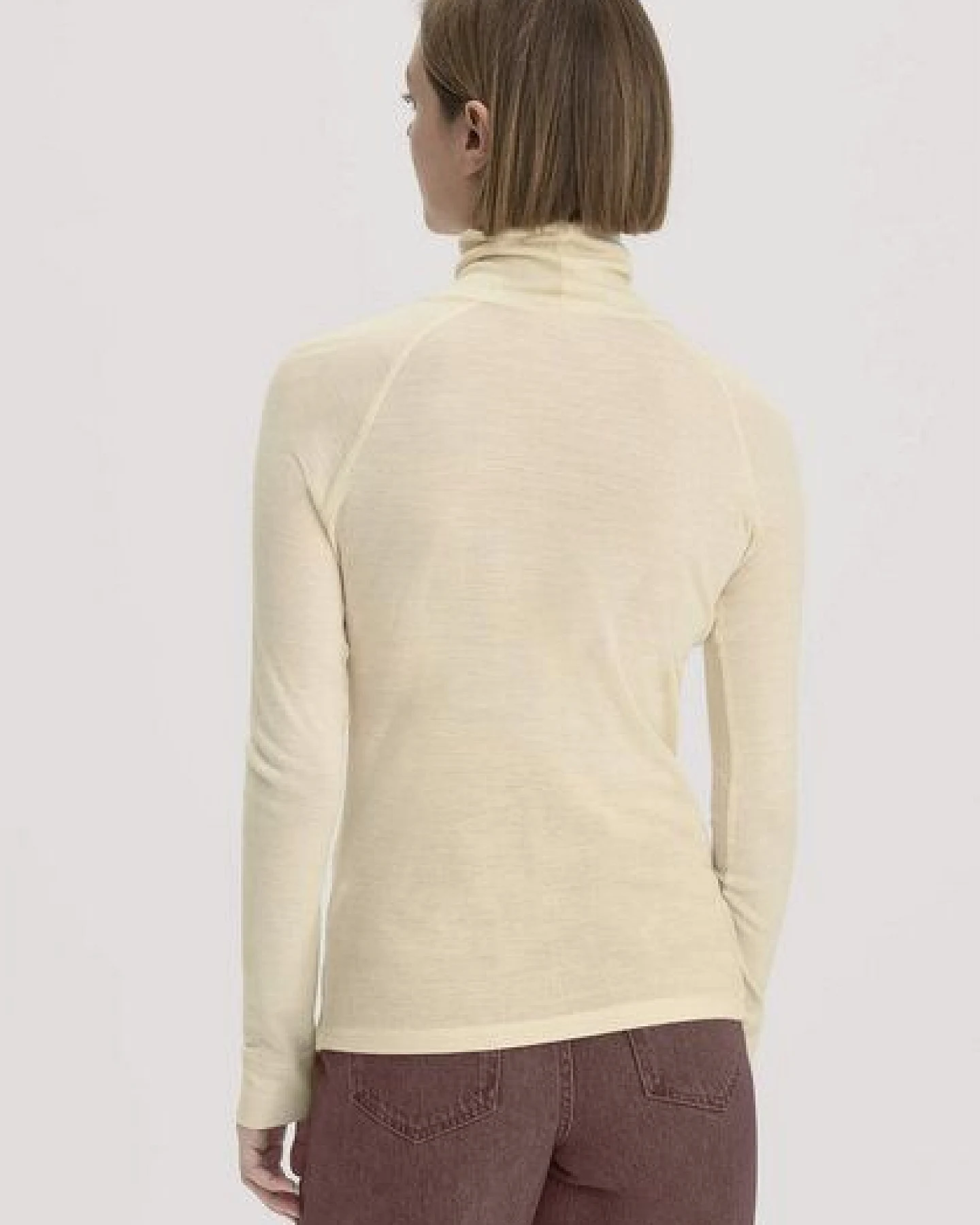 hessnatur Longsleeve Slim aus Bio-Merinowolle und TENCEL Lyocell – Ansicht 2