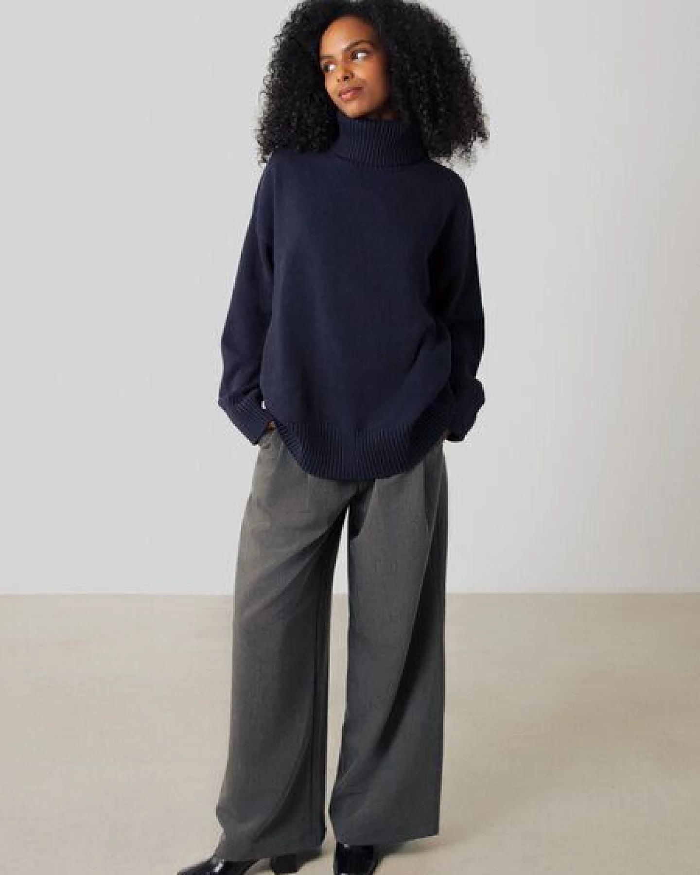 Honest Basics Damen Chunky Rollkragenpullover aus 100% Bio-Baumwolle – Ansicht 4