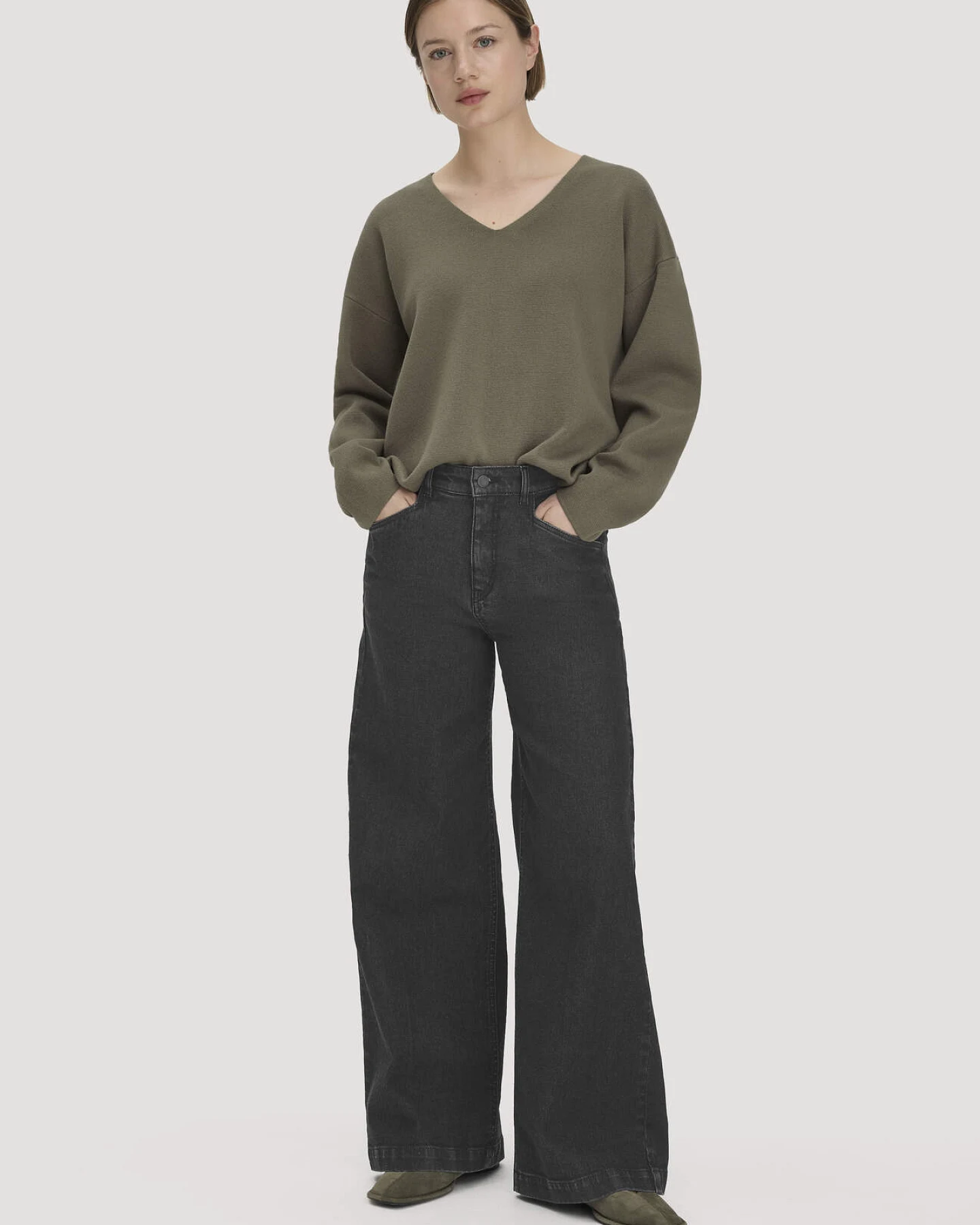 hessnatur Damen Pullover Oversize aus Bio-Baumwolle mit Schurwolle - grün - Größe L – Ansicht 2