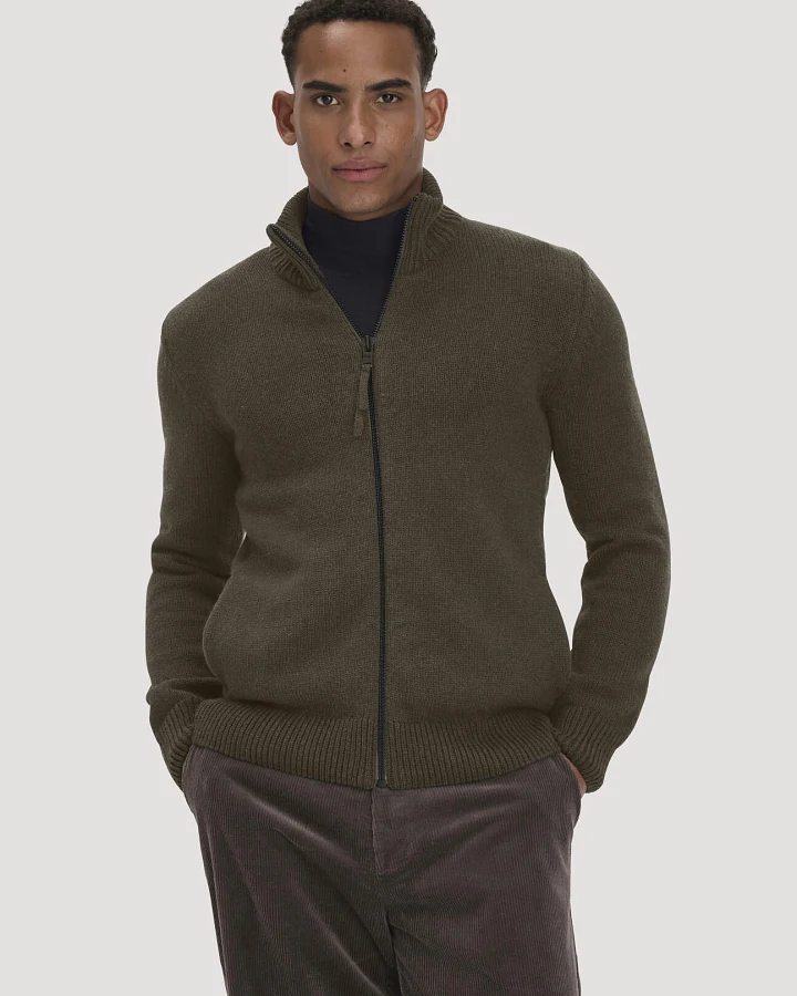 hessnatur Herren Strick Jacke Regular aus Bio-Merinowolle mit Bio-Baumwolle - grün - Größe M