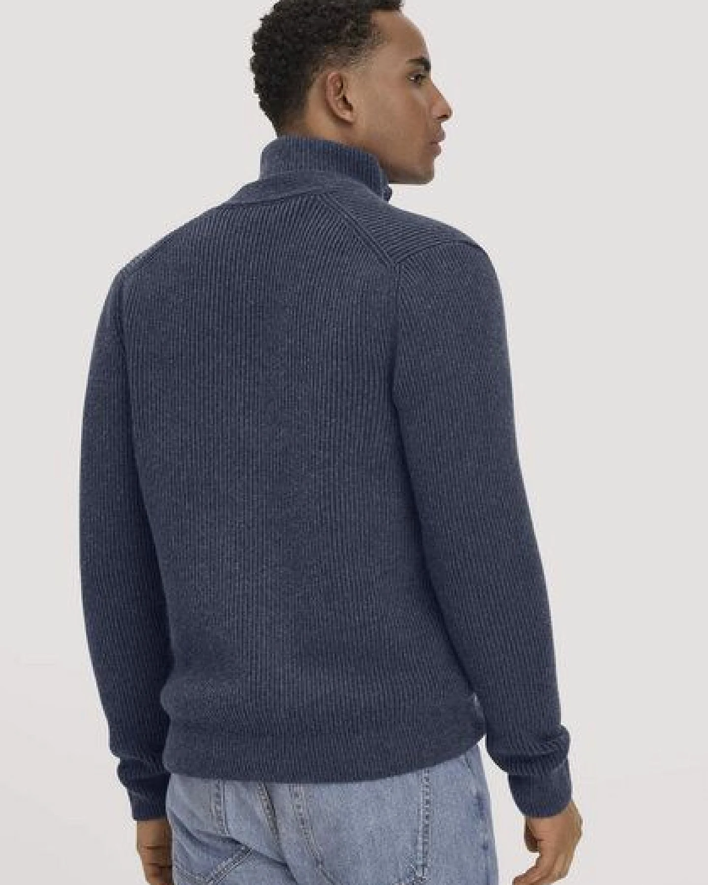hessnatur Double-Knit Cardigan Regular aus Bio-Baumwolle und Bio-Merinowolle mit recycelter Wolle – Ansicht 2