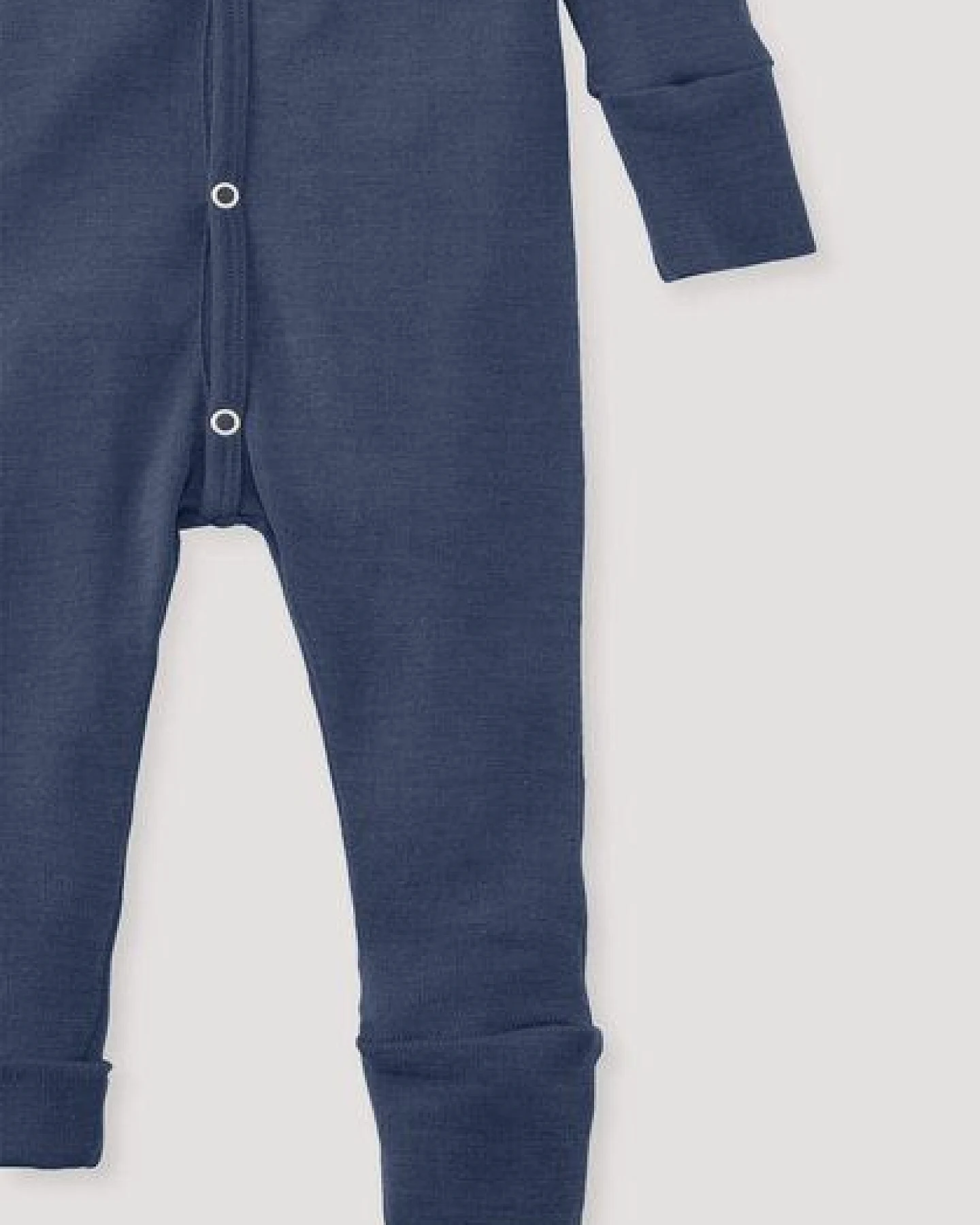 hessnatur Schlafoverall aus Bio-Merinowolle mit Seide – Ansicht 4