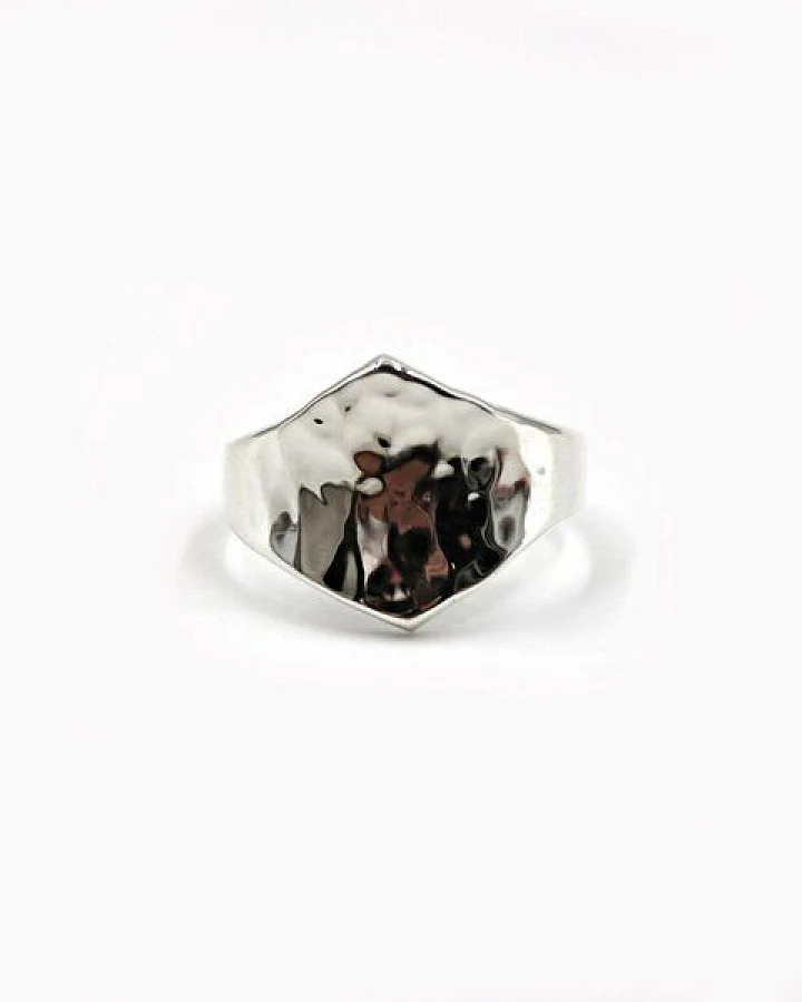 pakilia Ring "Rombo martillado" #8
