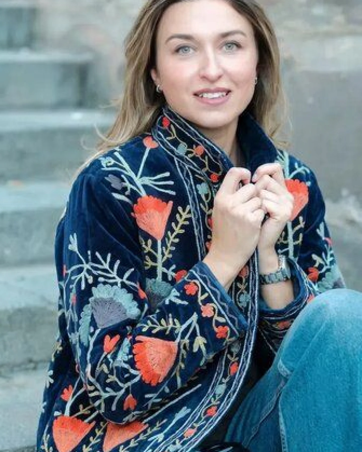 Haus of Namaste Bestickte Samtjacke aus Bio-Baumwolle – wendbar – Ansicht 4