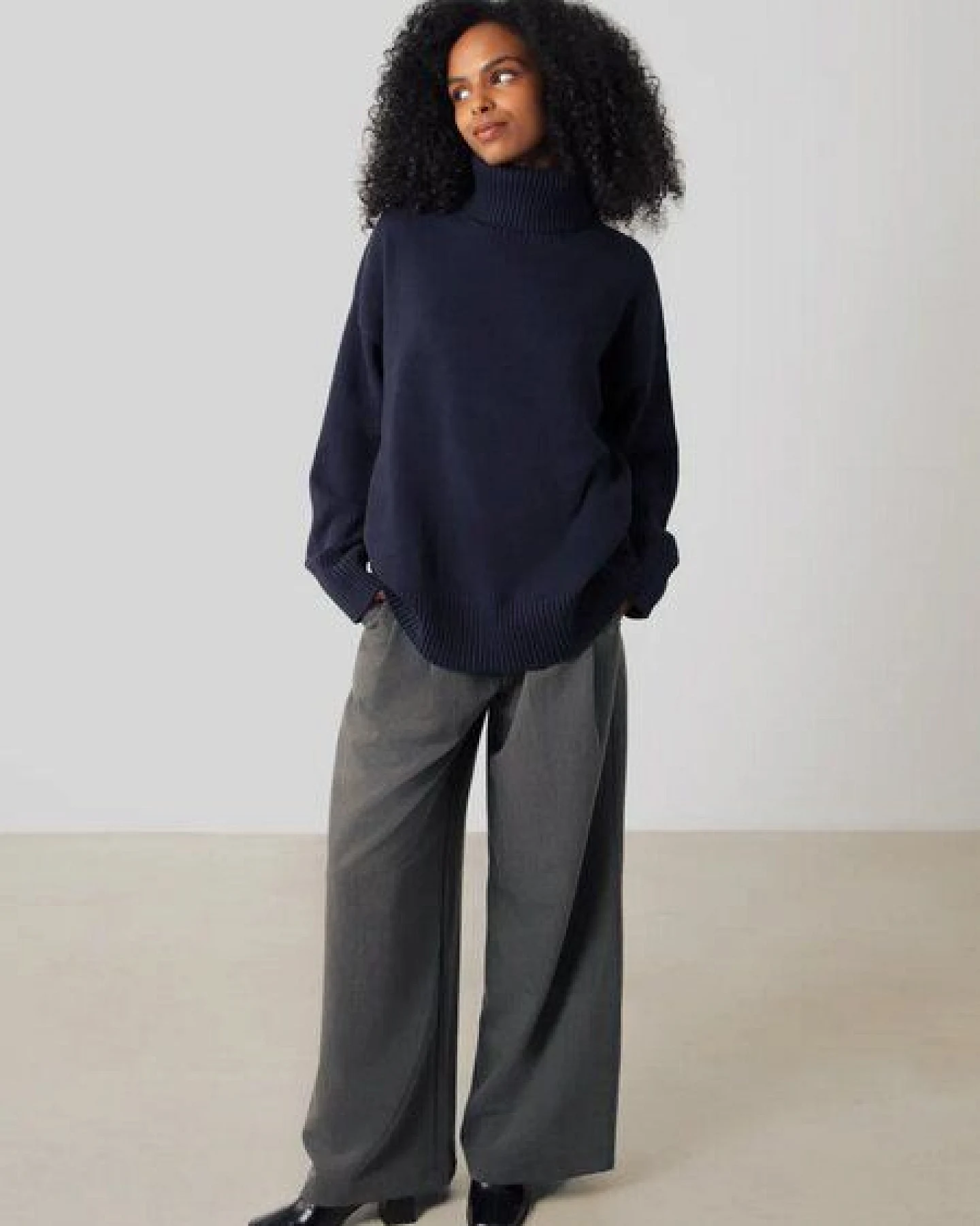 Honest Basics Damen Chunky Rollkragenpullover aus 100% Bio-Baumwolle – Ansicht 4