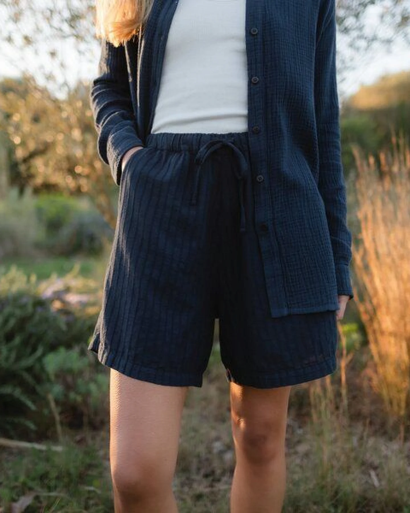 NORDLICHT Shorts Tinja mit Streifen – Ansicht 3