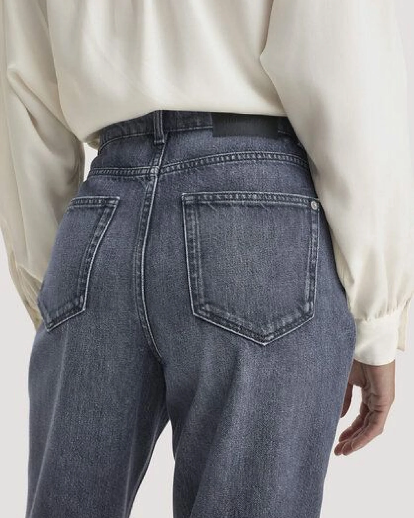 hessnatur Jeans GIERA Straight Relaxed aus Bio-Baumwolle mit recycelter Baumwolle – Ansicht 2