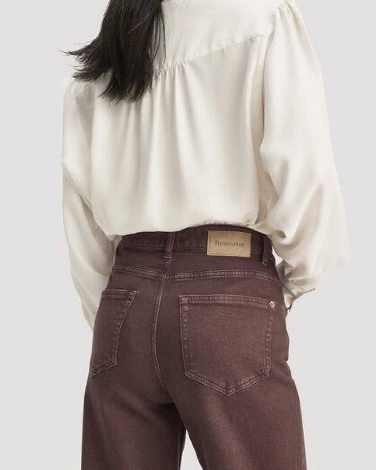 hessnatur Jeans ALVA Wide Leg GARMENT DYE aus Bio-Baumwolle mit recycelter Baumwolle – Ansicht 2
