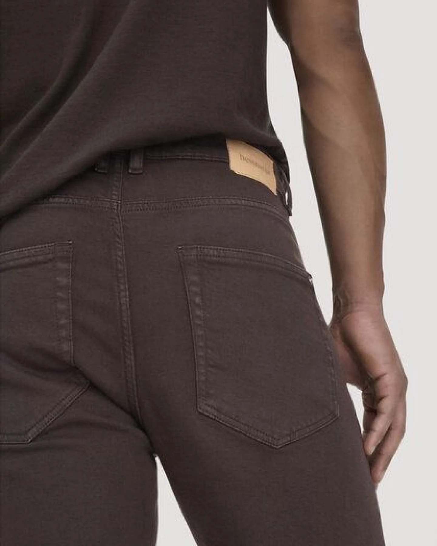 hessnatur Jeans MADS Relaxed Tapered aus Bio-Denim mit Recycling-Baumwolle – Ansicht 2