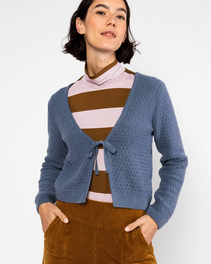 Cardigan Chic Bubbles