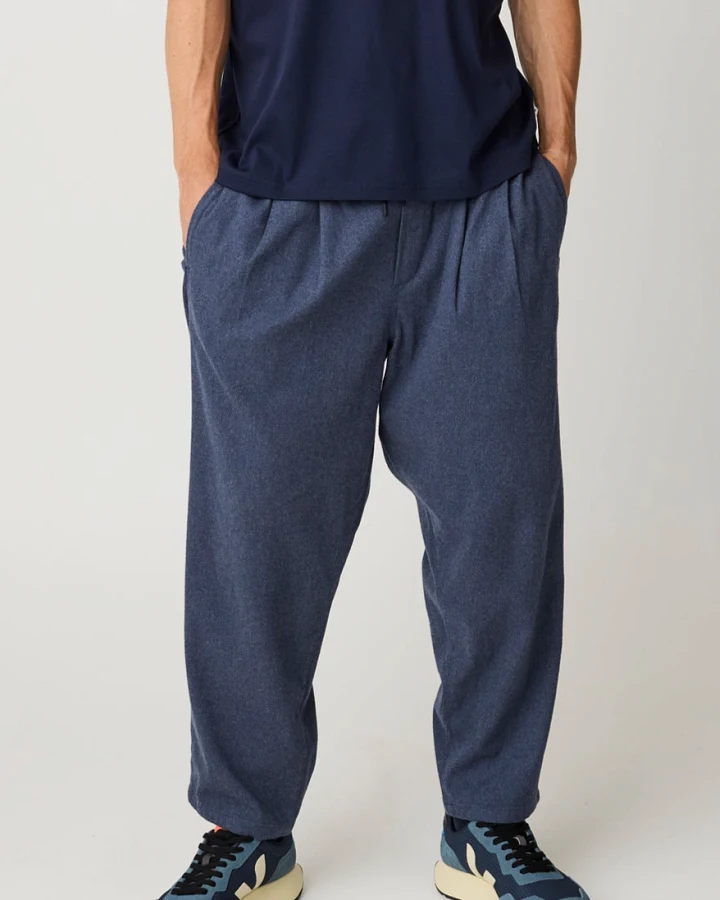 KnowledgeCotton Apparel Herren vegan Hose Ozone Relaxed Flannel Vintage Indigo