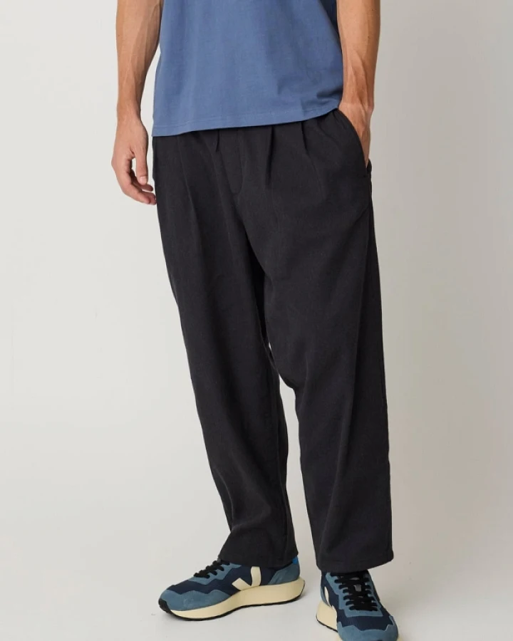 KnowledgeCotton Apparel Herren vegan Hose Ozone Relaxed Flanellhose Night Sky Blau