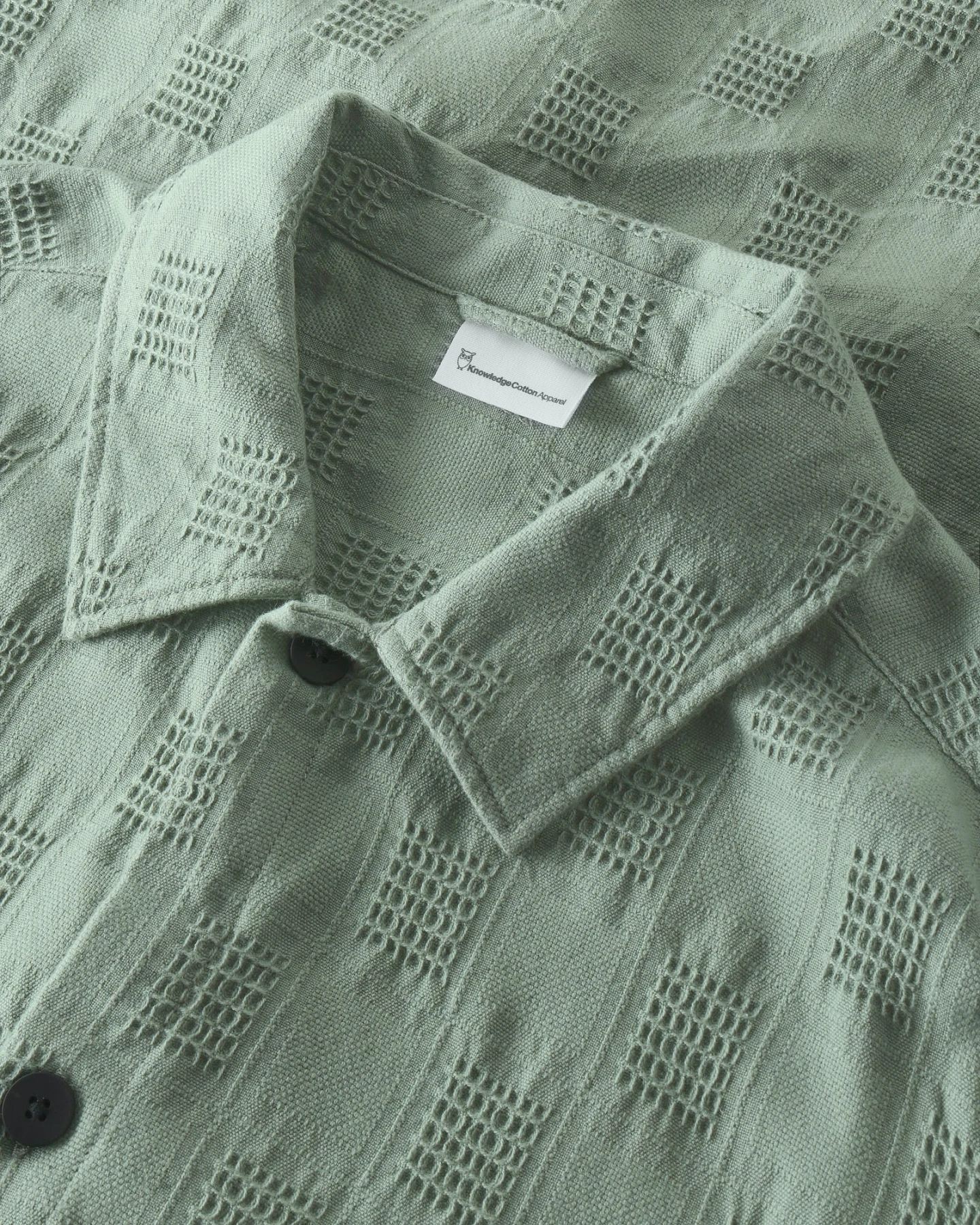 KnowledgeCotton Apparel Herren vegan Overshirt Lockere Passform Lily Pad Grün – Ansicht 2