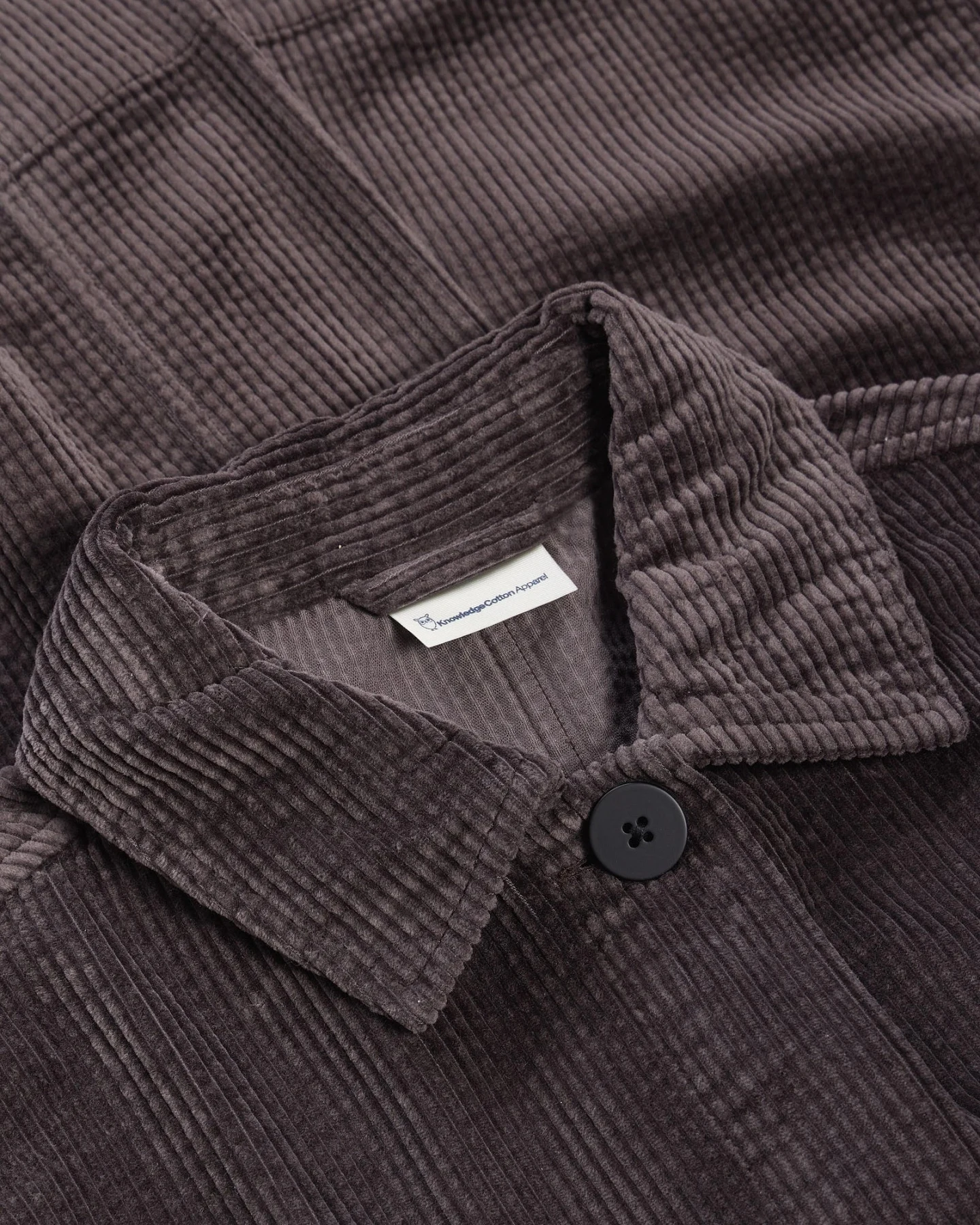 KnowledgeCotton Apparel Damen vegan Overshirt Corduroy Chocolate Torte Braun – Ansicht 2