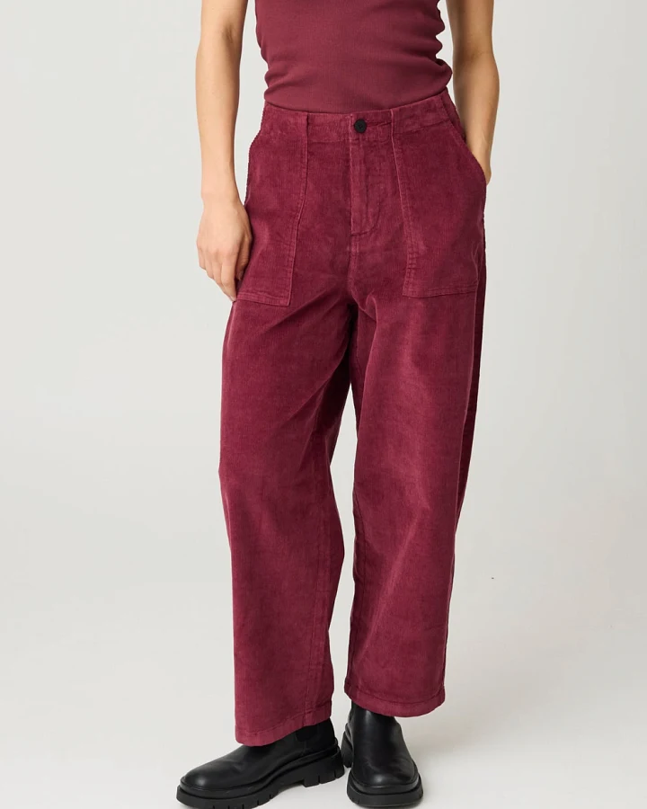 KnowledgeCotton Apparel Damen vegan Hose Bloom Barrel Cord Burgund