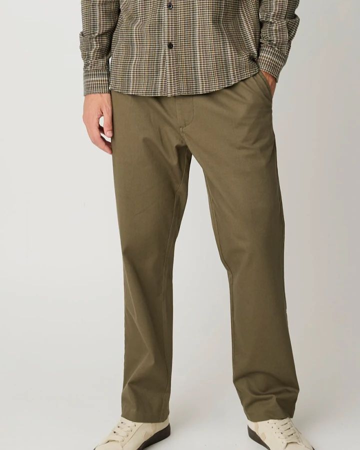 KnowledgeCotton Apparel Herren vegan Hose Fig Comfort Canvas Burned Olive