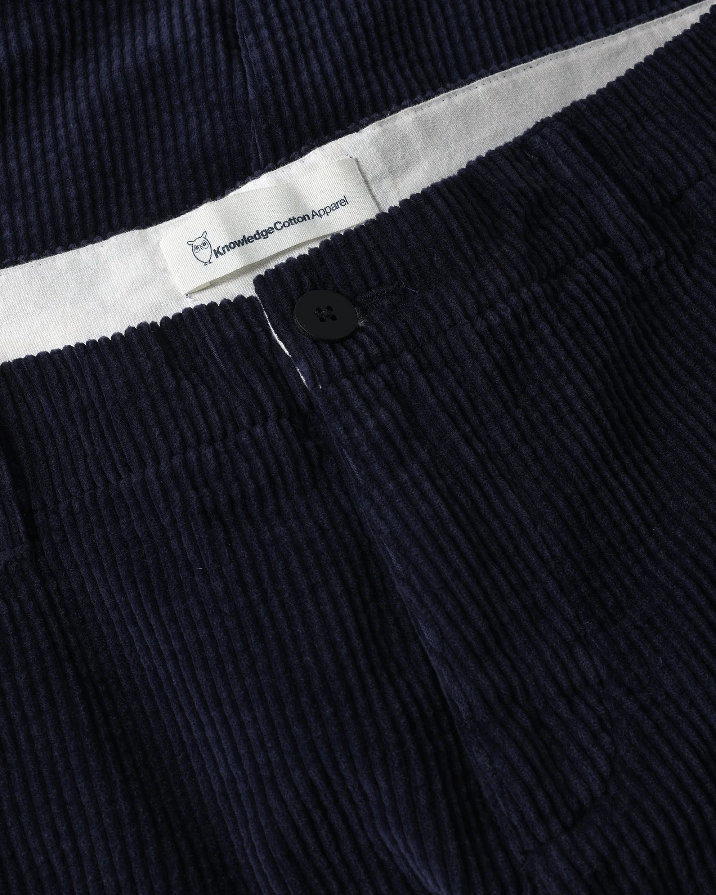 KnowledgeCotton Apparel Herren vegan Hose Chuck Regular Cord Night Sky Blau – Ansicht 2