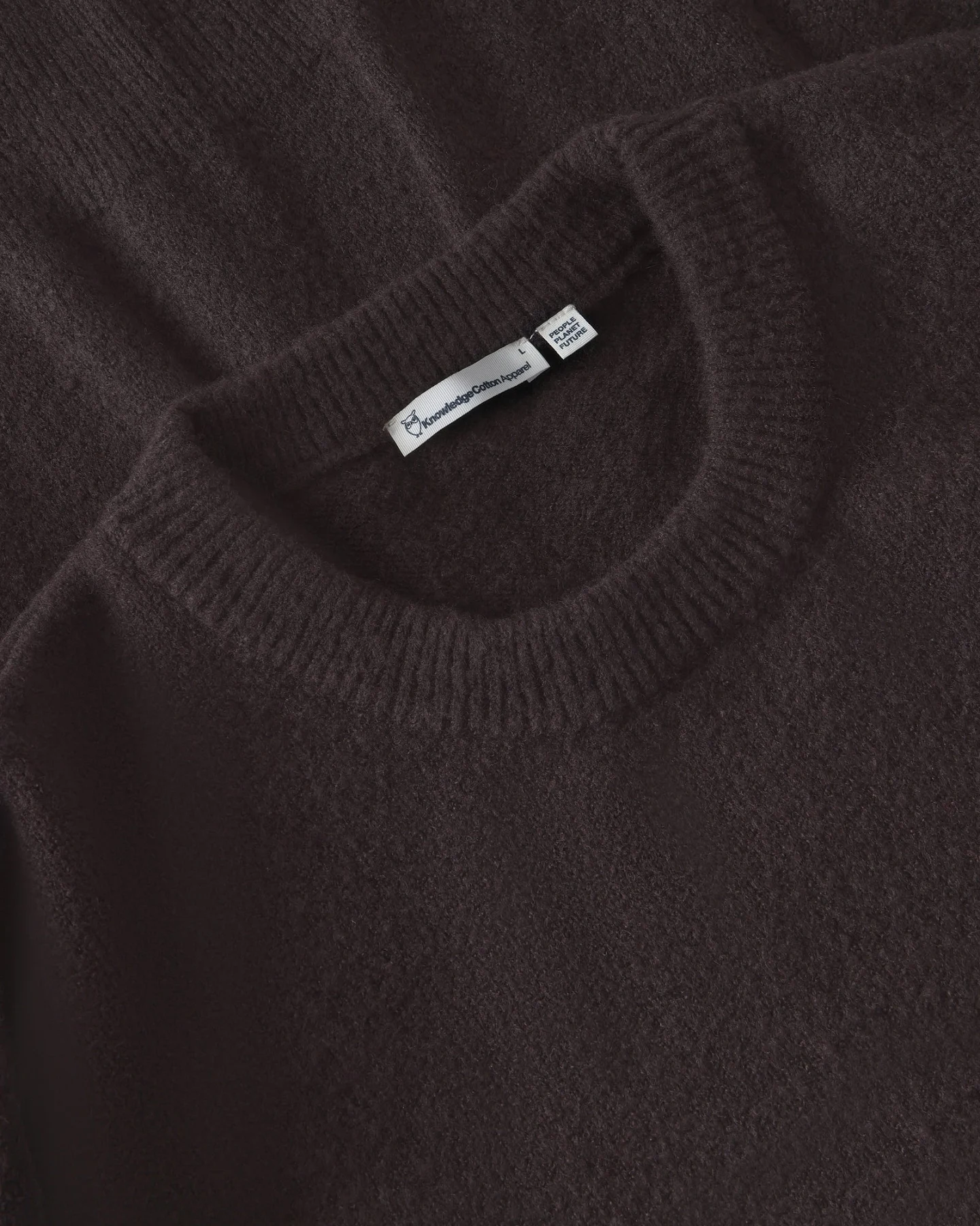 KnowledgeCotton Apparel Herren vegan Pullover Soufflé Garn Chocolate Torte – Ansicht 2
