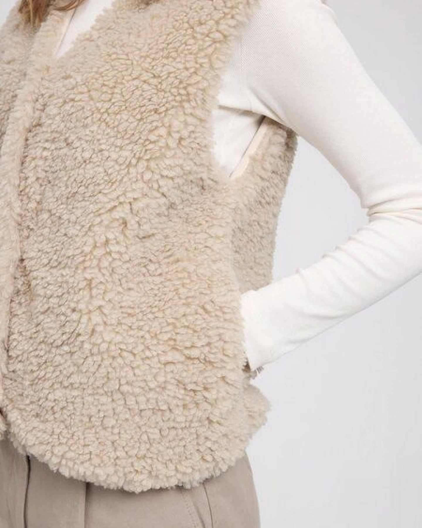 Mazine Damen Faux-Fur Weste – Ansicht 2