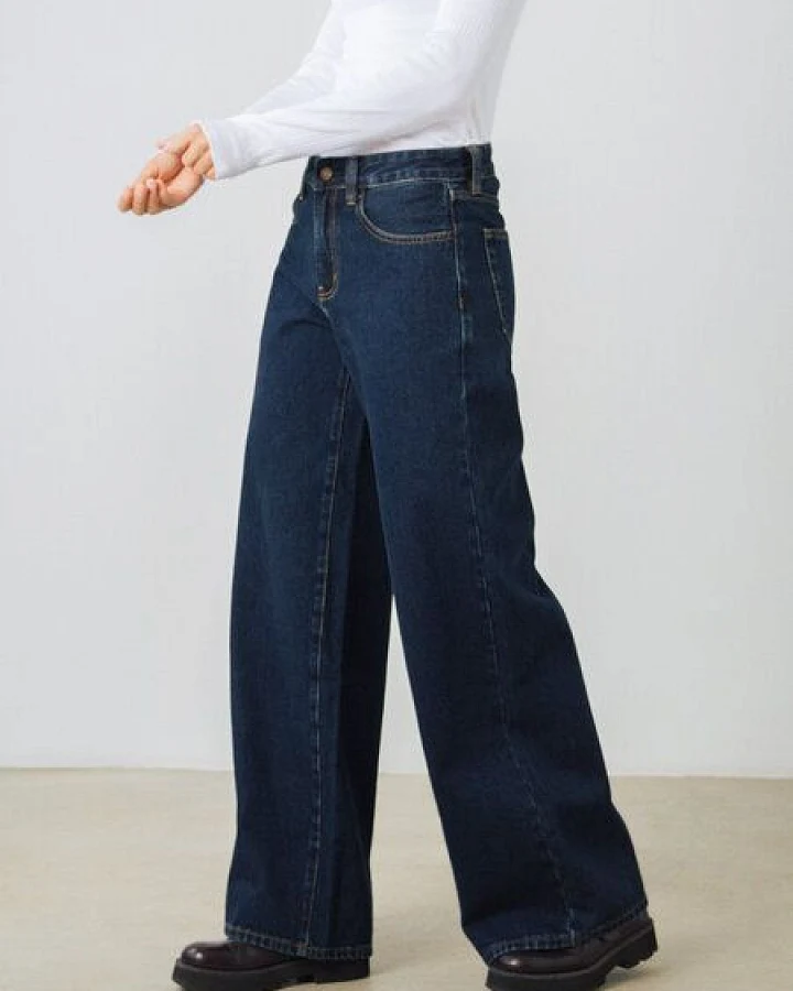 Honest Basics Damen Weite Jeans aus 100% Bio-Baumwolle