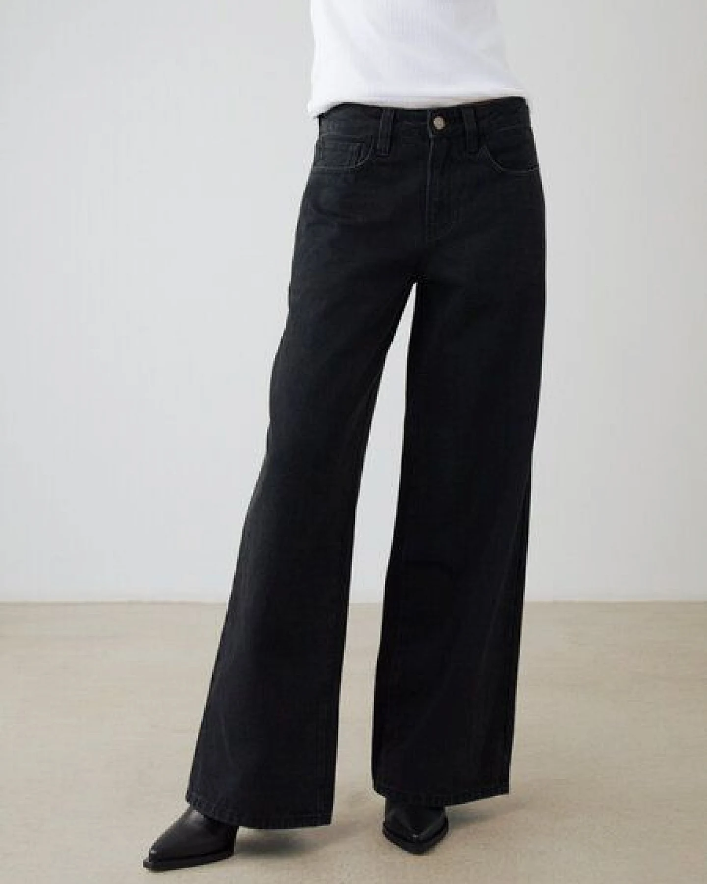 Honest Basics Damen Weite Jeans aus 100% Bio-Baumwolle – Ansicht 4