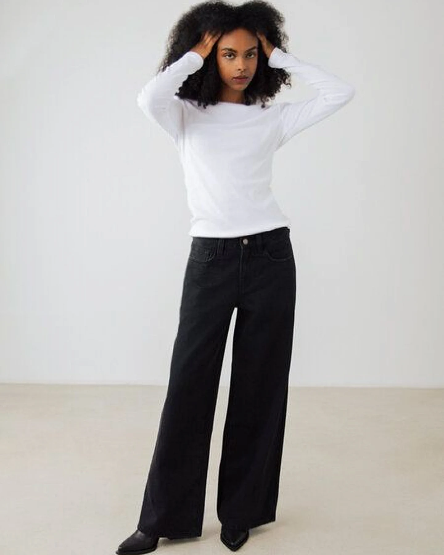 Honest Basics Damen Weite Jeans aus 100% Bio-Baumwolle – Ansicht 2