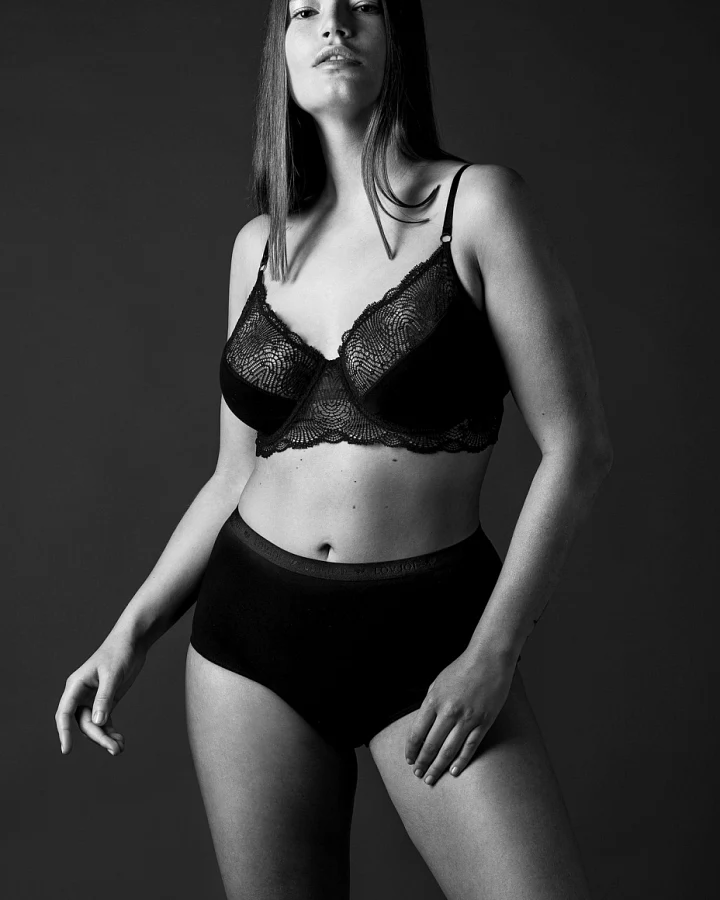 LOVJOI Damen vegan Bügel Bh Feathermoss Schwarz