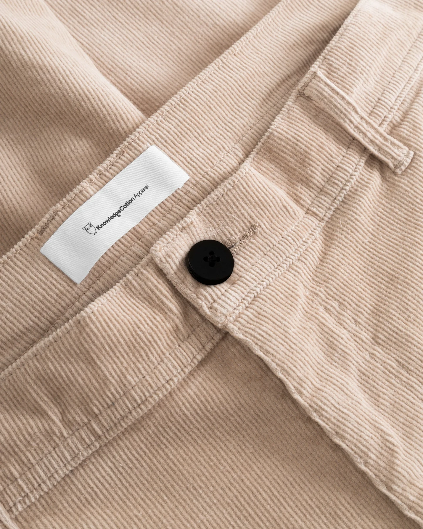 KnowledgeCotton Apparel Herren vegan Chino Hose Flint Weit Geschnitten Aus Cord Helles Federgrau – Ansicht 2
