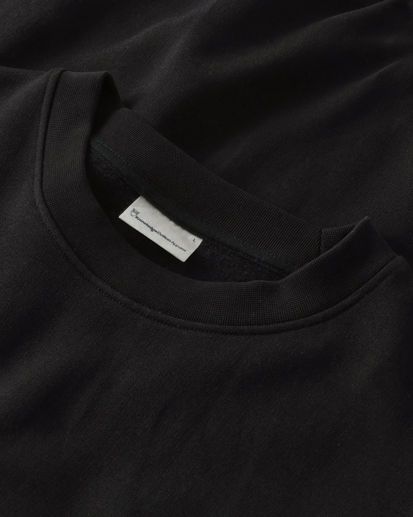 KnowledgeCotton Apparel Herren vegan Sweatshirt Relaxed Rundhals Black Jet – Ansicht 2