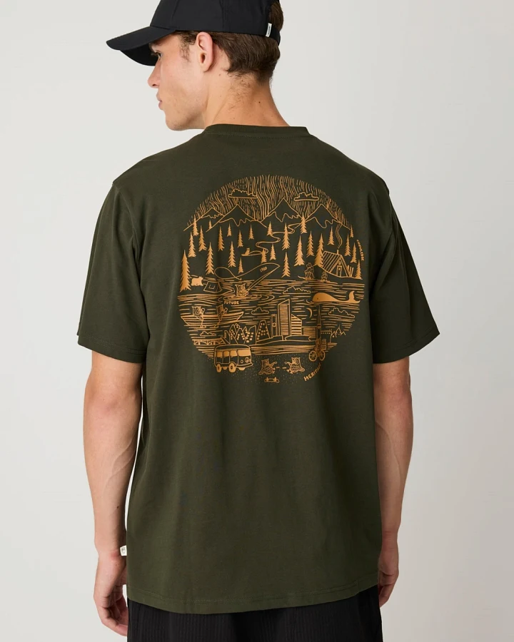 KnowledgeCotton Apparel Herren vegan T-Shirt Mit Aufdruck Auf Der Rückseite Forest Night Grün