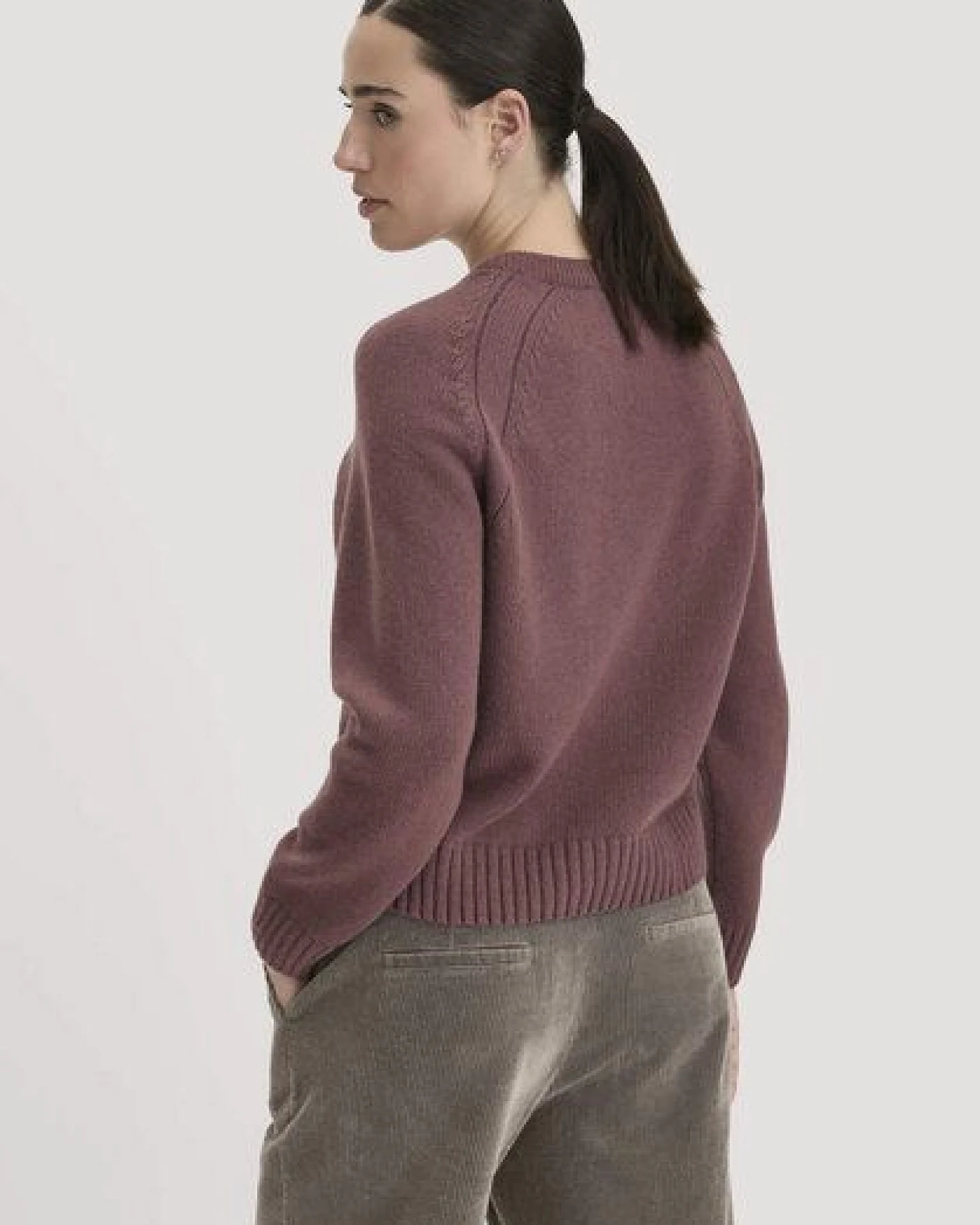 hessnatur Strick Pullover Relaxed aus Wolle mit Bio-Baumwolle – Ansicht 2