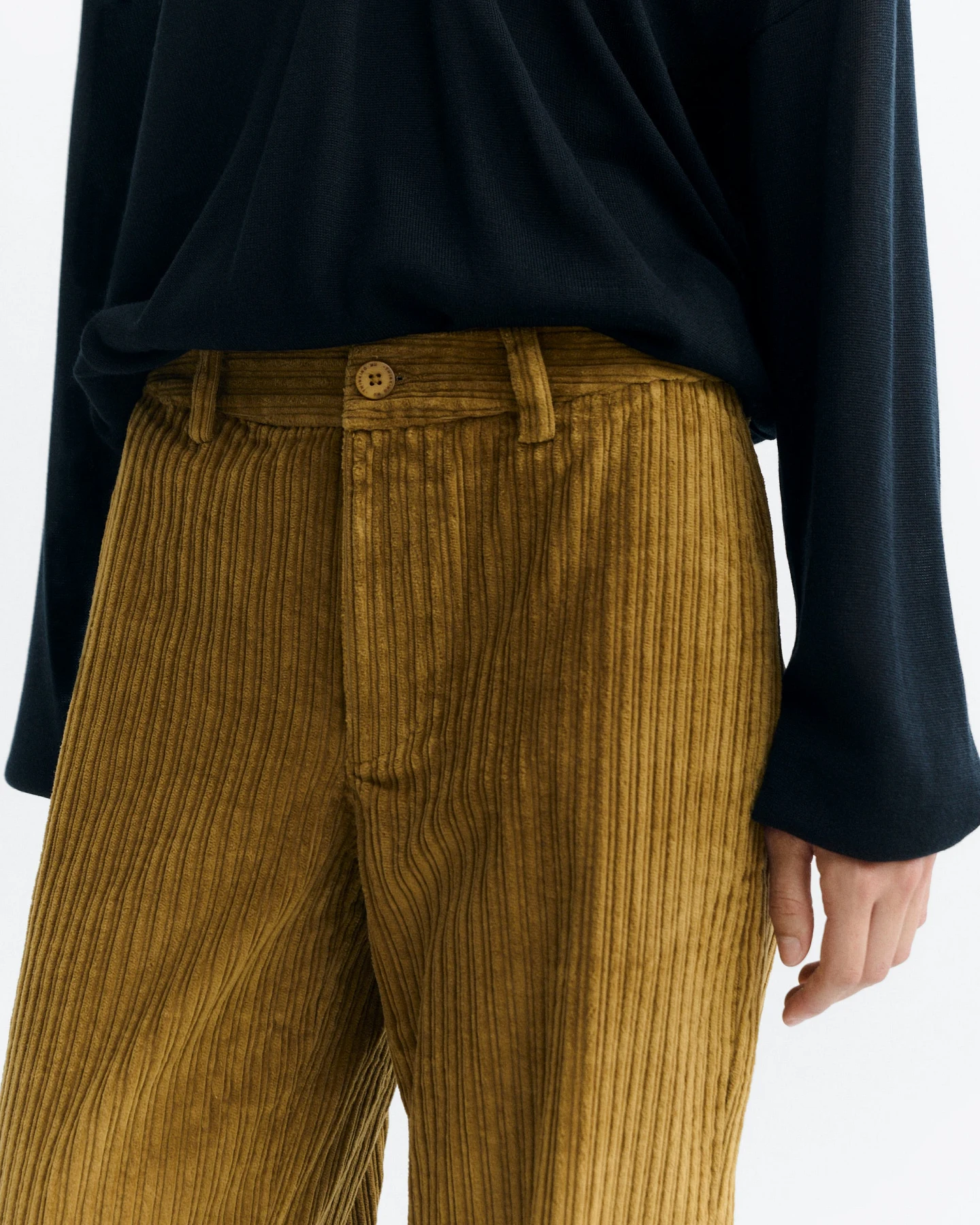 Thinking MU Damen vegan Hose Gerade Geschnitten Cord Serena Brown – Ansicht 2