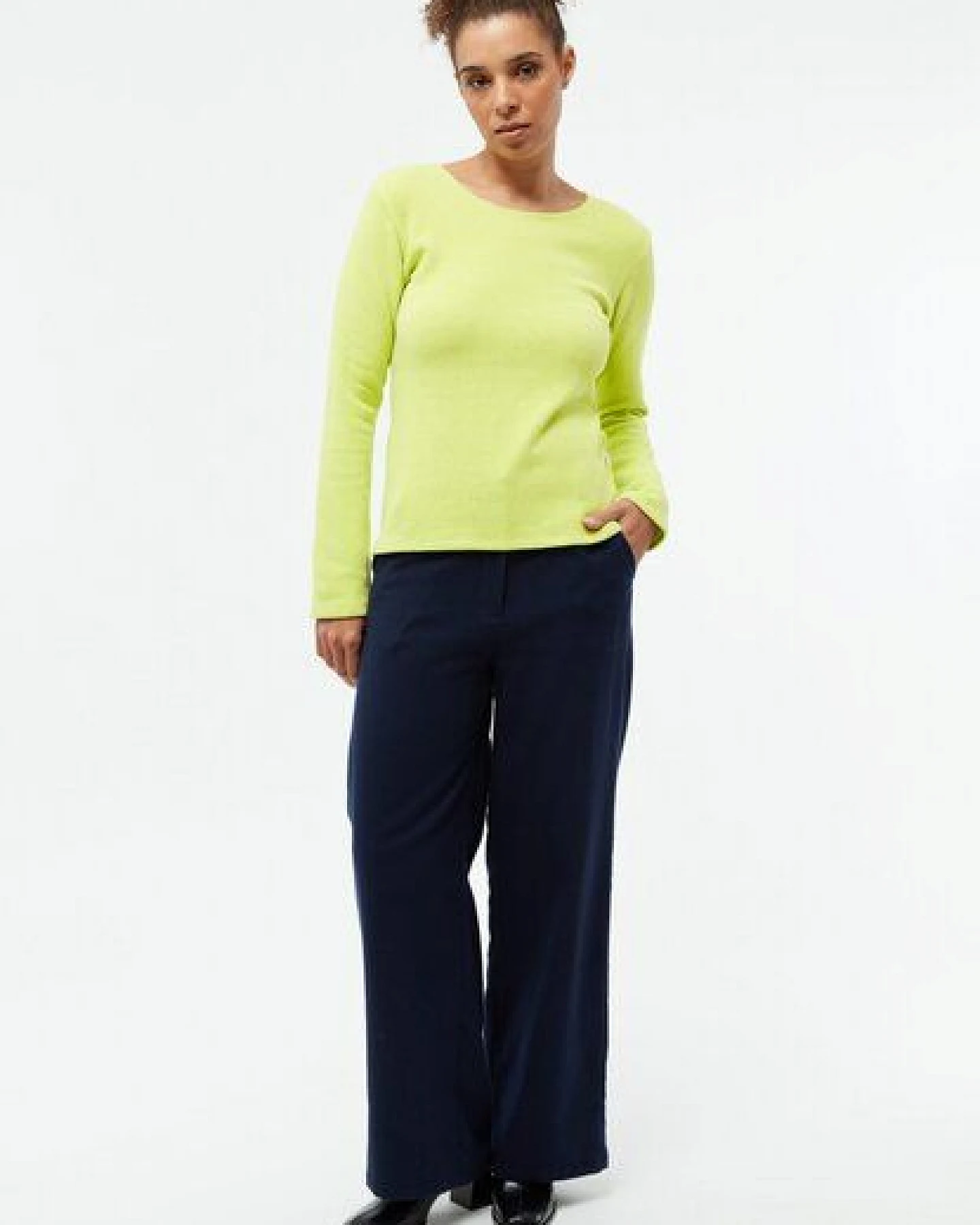 Givn Berlin Sweater GBLUCILLE aus recycelter Baumwolle - Lime Green – Ansicht 2
