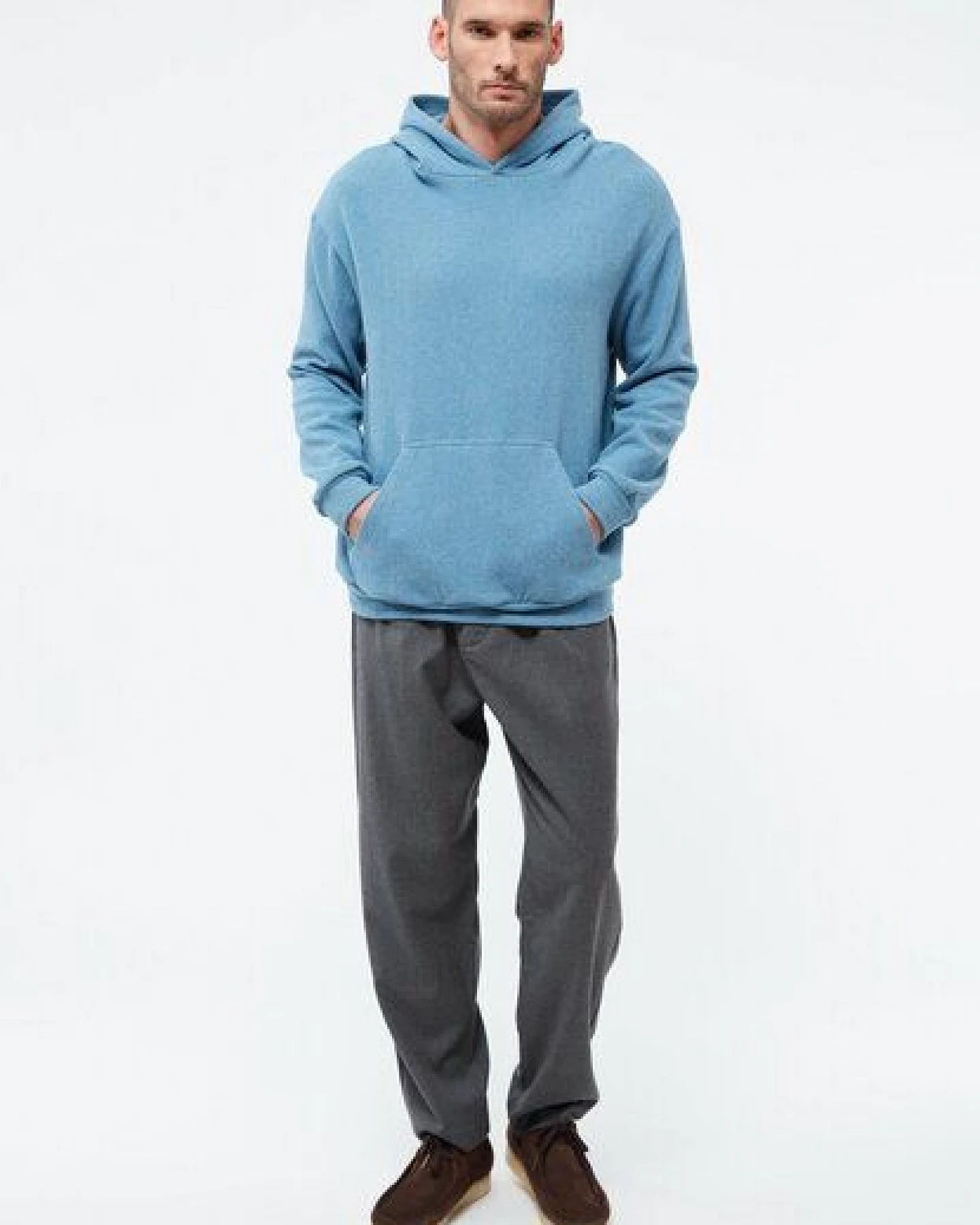 Givn Berlin Hoodie GBMATTES aus recycelter Baumwolle - Frosty Blue – Ansicht 3