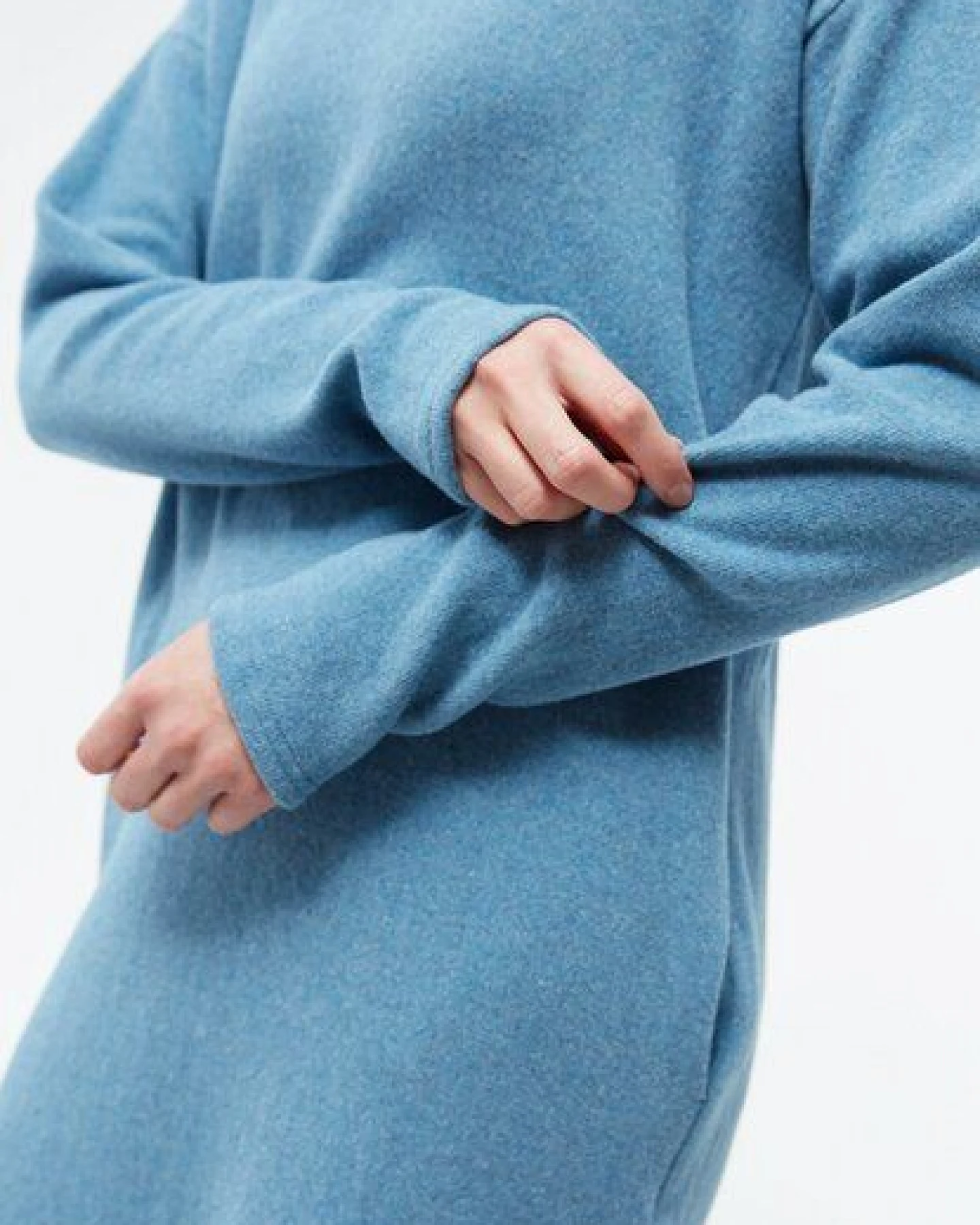 Givn Berlin Kleid GBJOHANNE aus recycelter Baumwolle - Frosty Blue – Ansicht 2