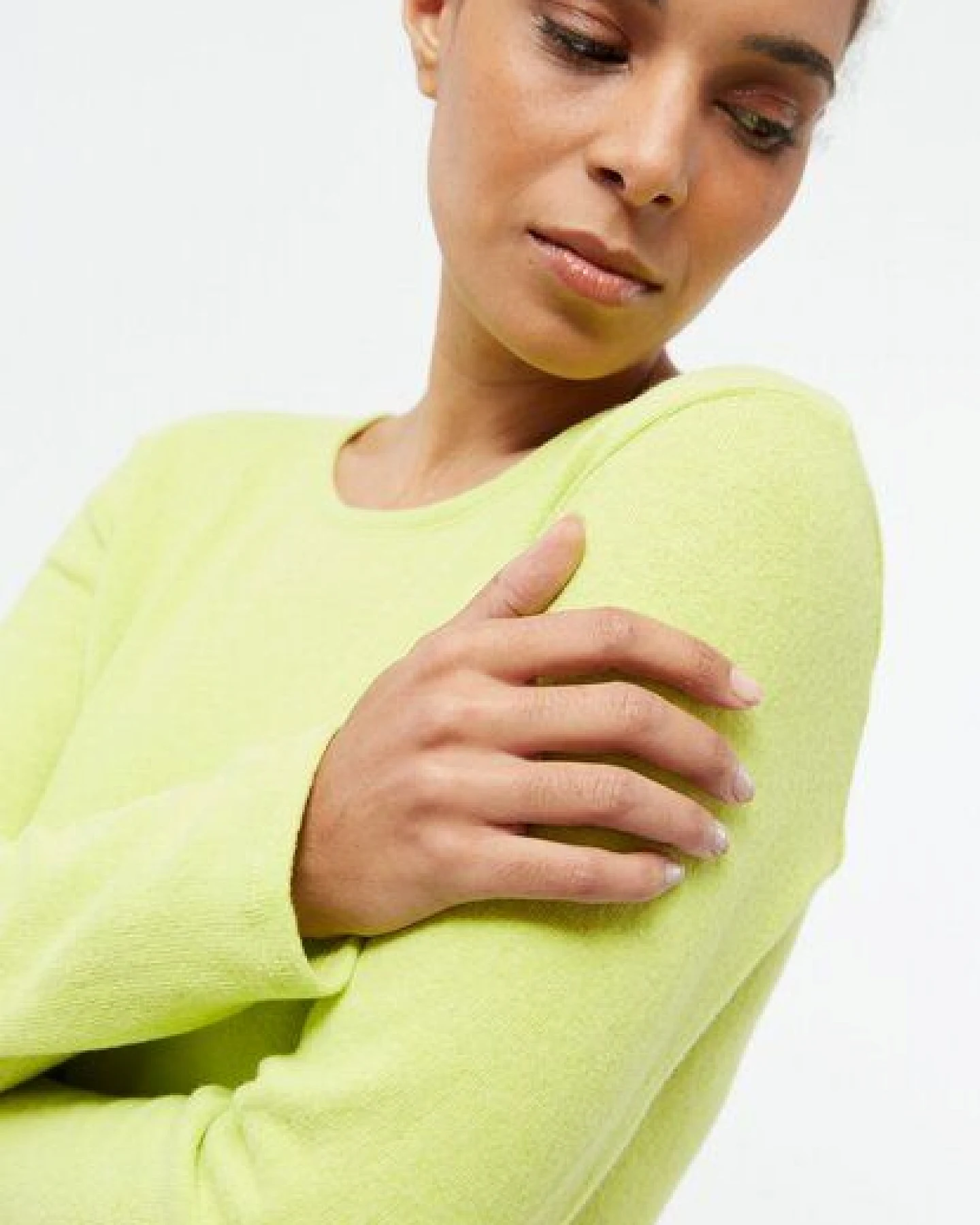 Givn Berlin Sweater GBLUCILLE aus recycelter Baumwolle - Lime Green – Ansicht 3