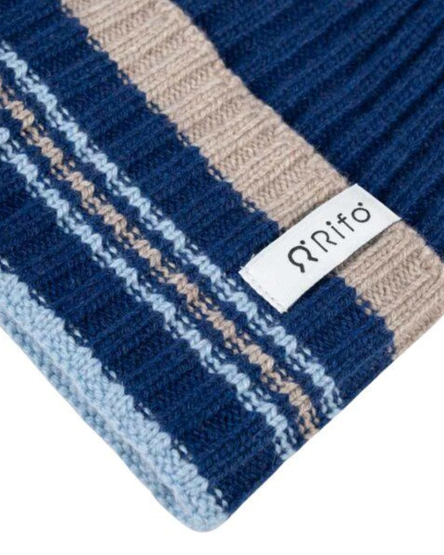 Rifò - Circular Fashion Made in Italy Mütze Mira aus recycelter Kaschmirwolle – Ansicht 3
