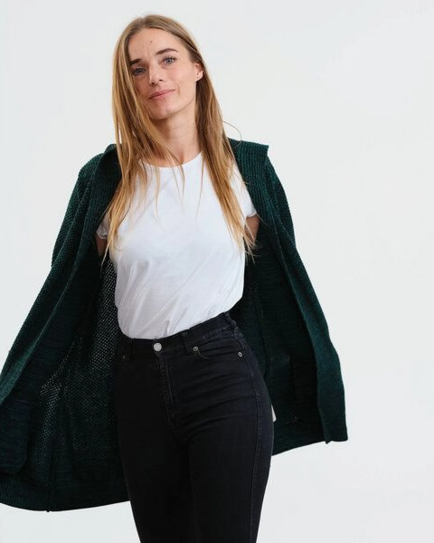 GARY MASH Long-Cardigan Vera mit Kapuze aus Biobaumwolle – Ansicht 2