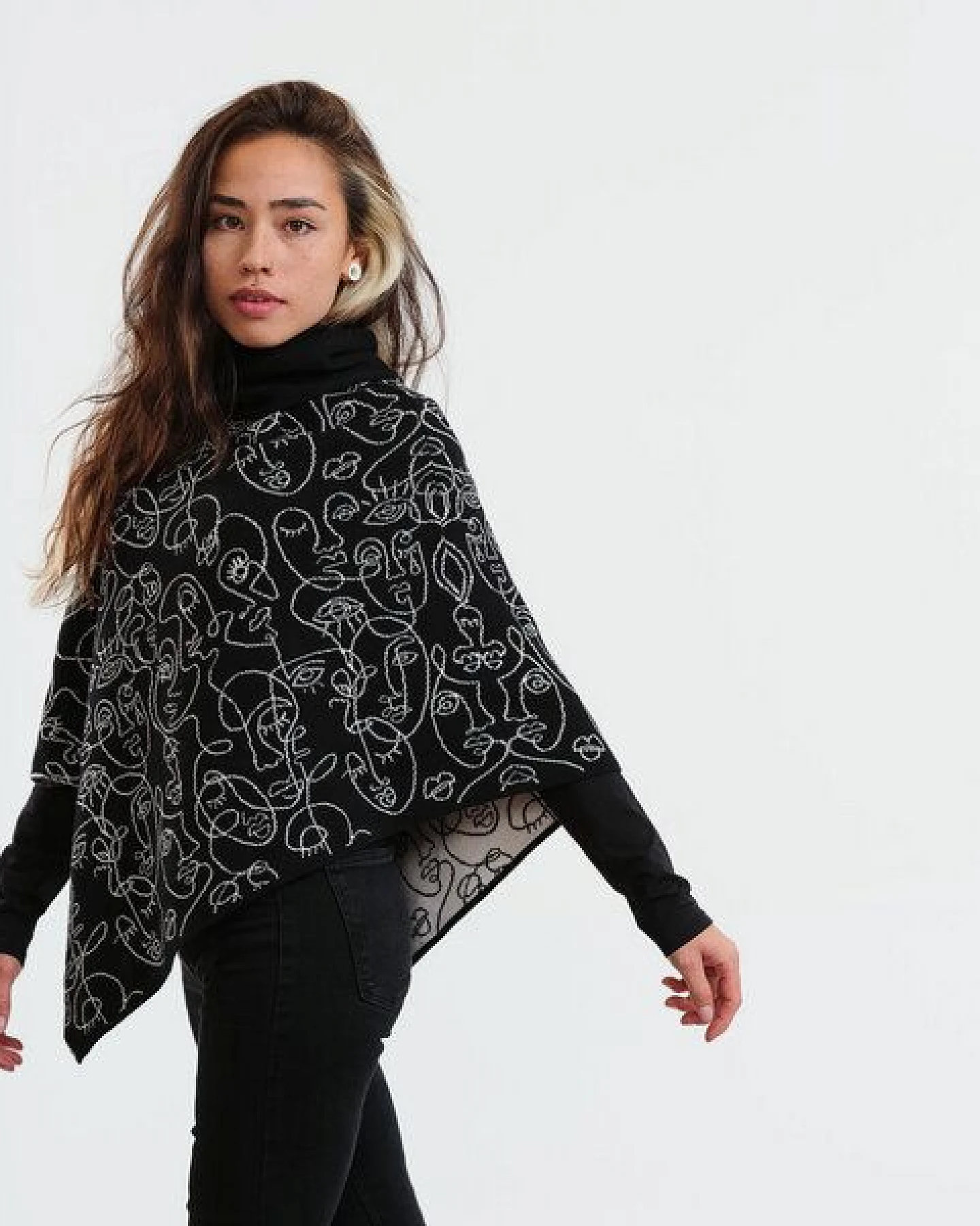 GARY MASH Strick-Poncho Loa mit Rollkragen aus Bio-Baumwolle – Ansicht 4