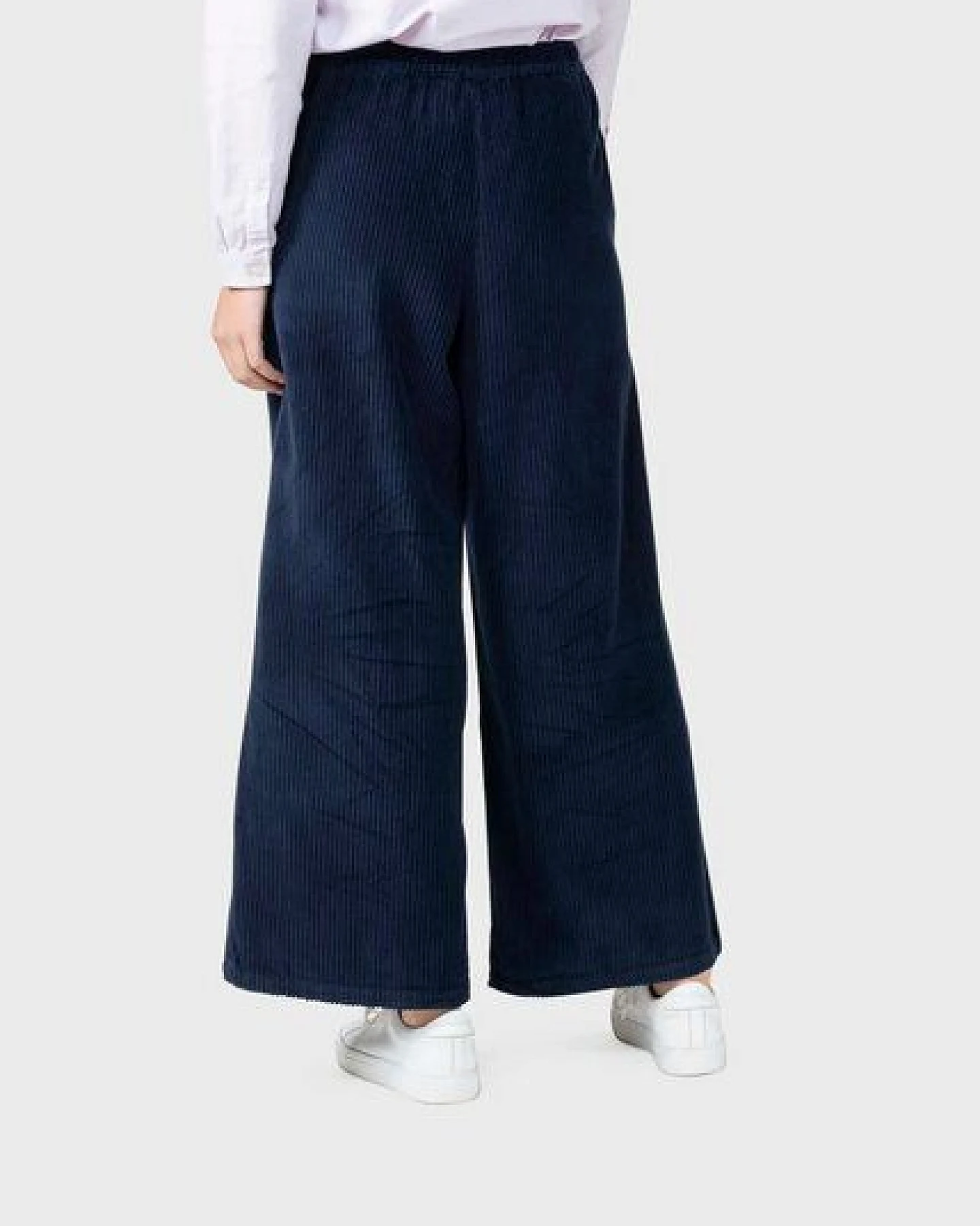 Klitmøller Wide Leg Cordhose aus Bio-Baumwolle Modell: Kaja – Ansicht 4